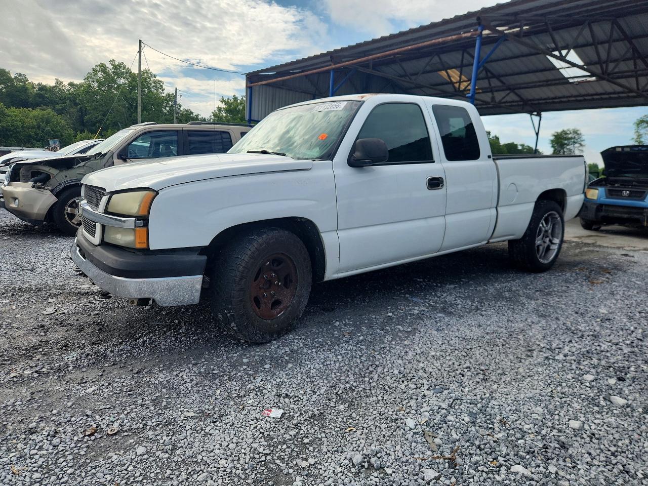 2GCEC19V841107664