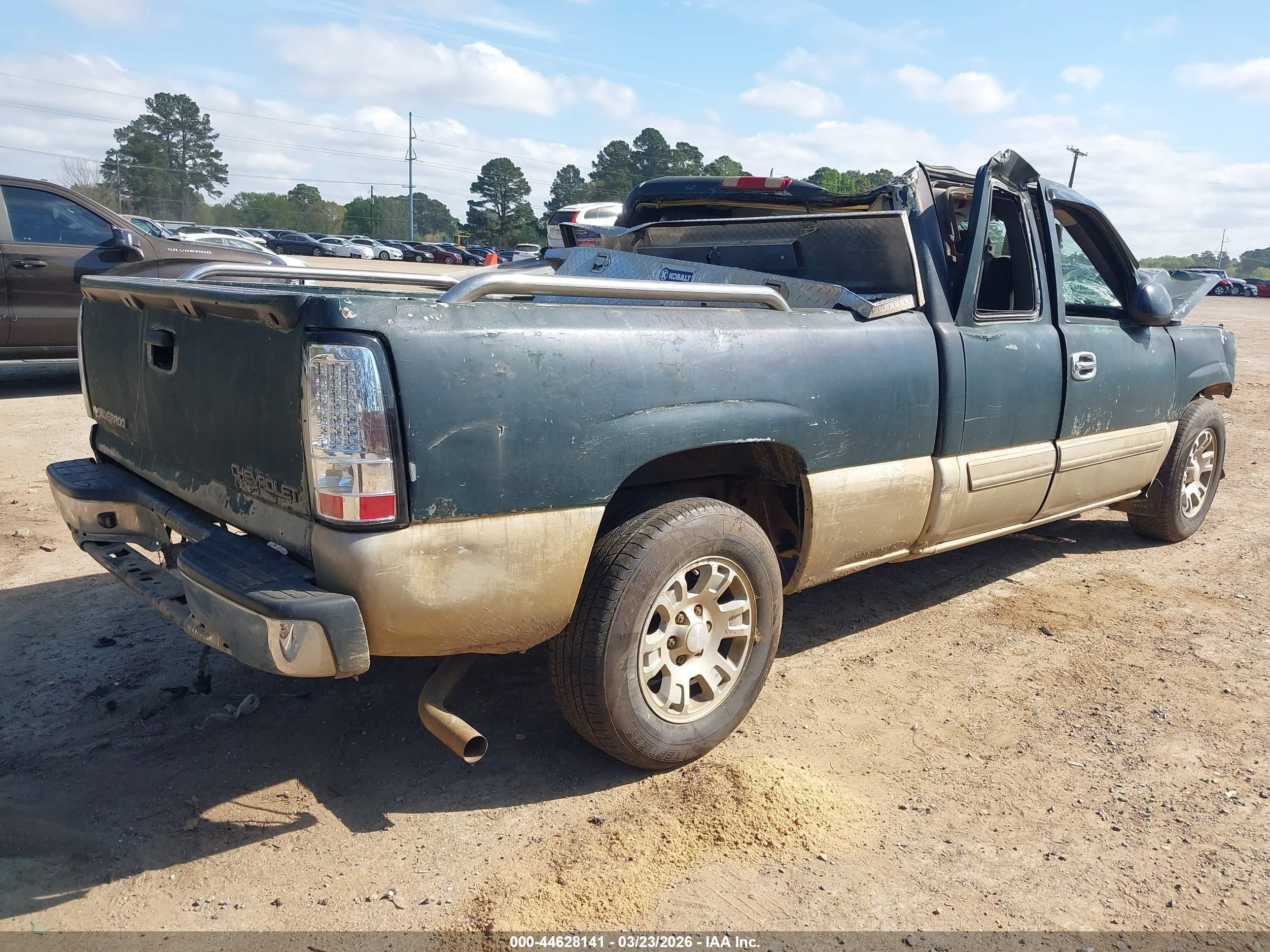 2004 Chevrolet Silverado 1500 Ls Зеленый vin: 2GCEC19V841135965