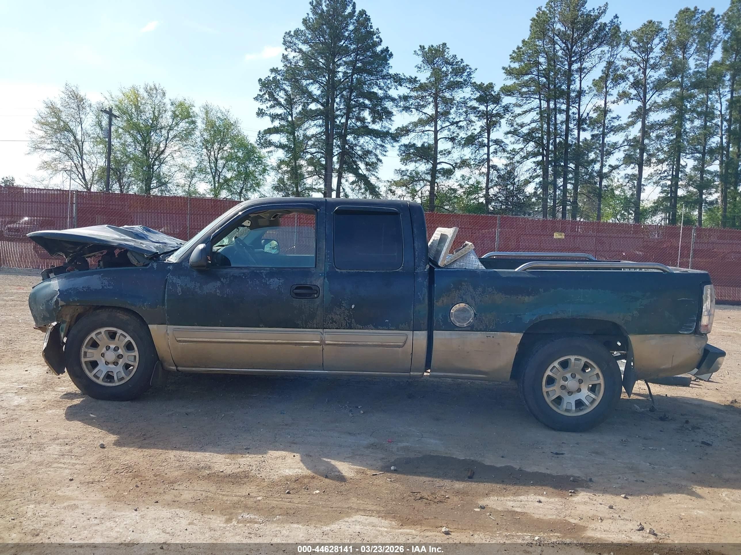 2004 Chevrolet Silverado 1500 Ls Зеленый vin: 2GCEC19V841135965