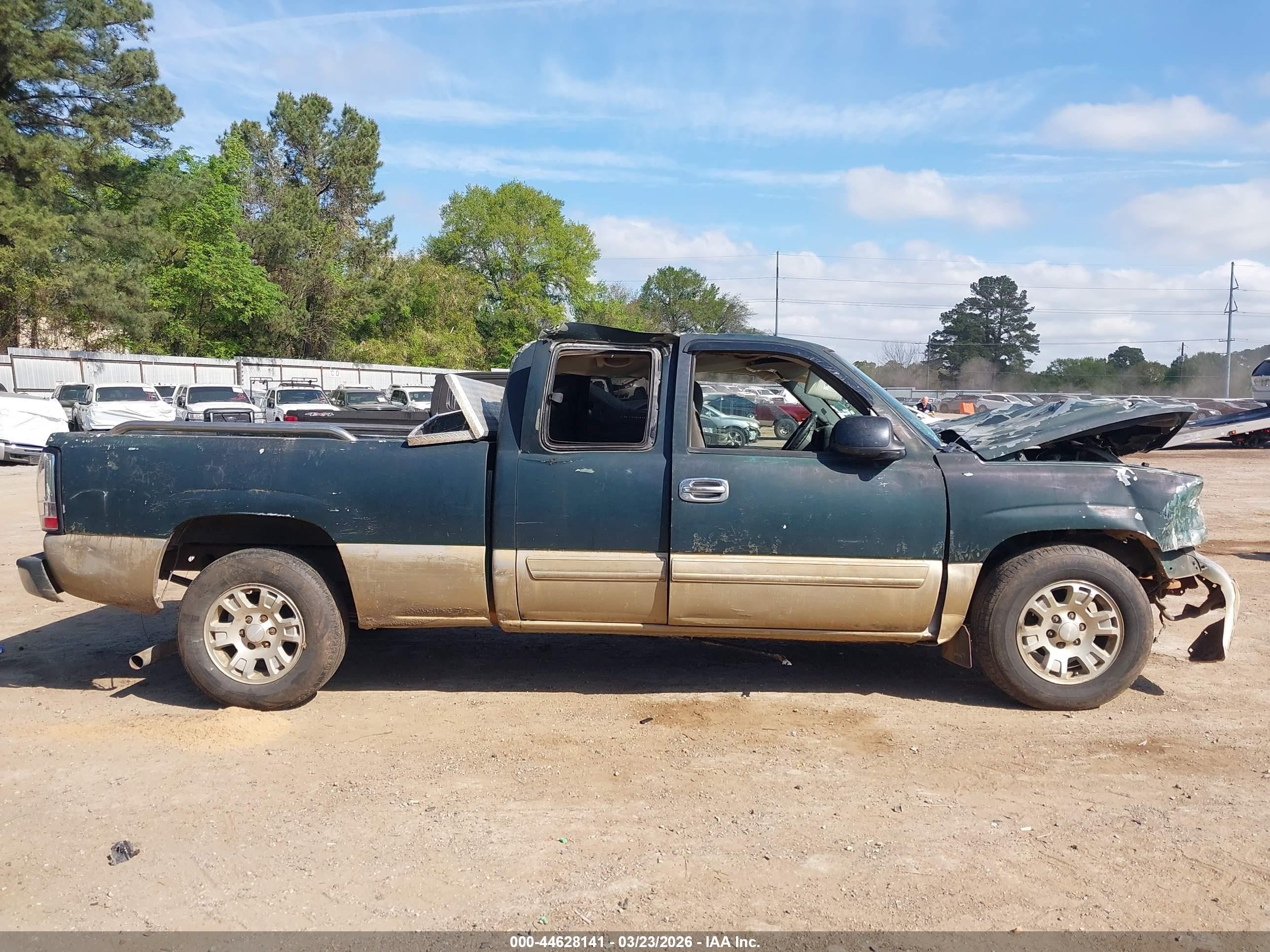 2004 Chevrolet Silverado 1500 Ls Зеленый vin: 2GCEC19V841135965