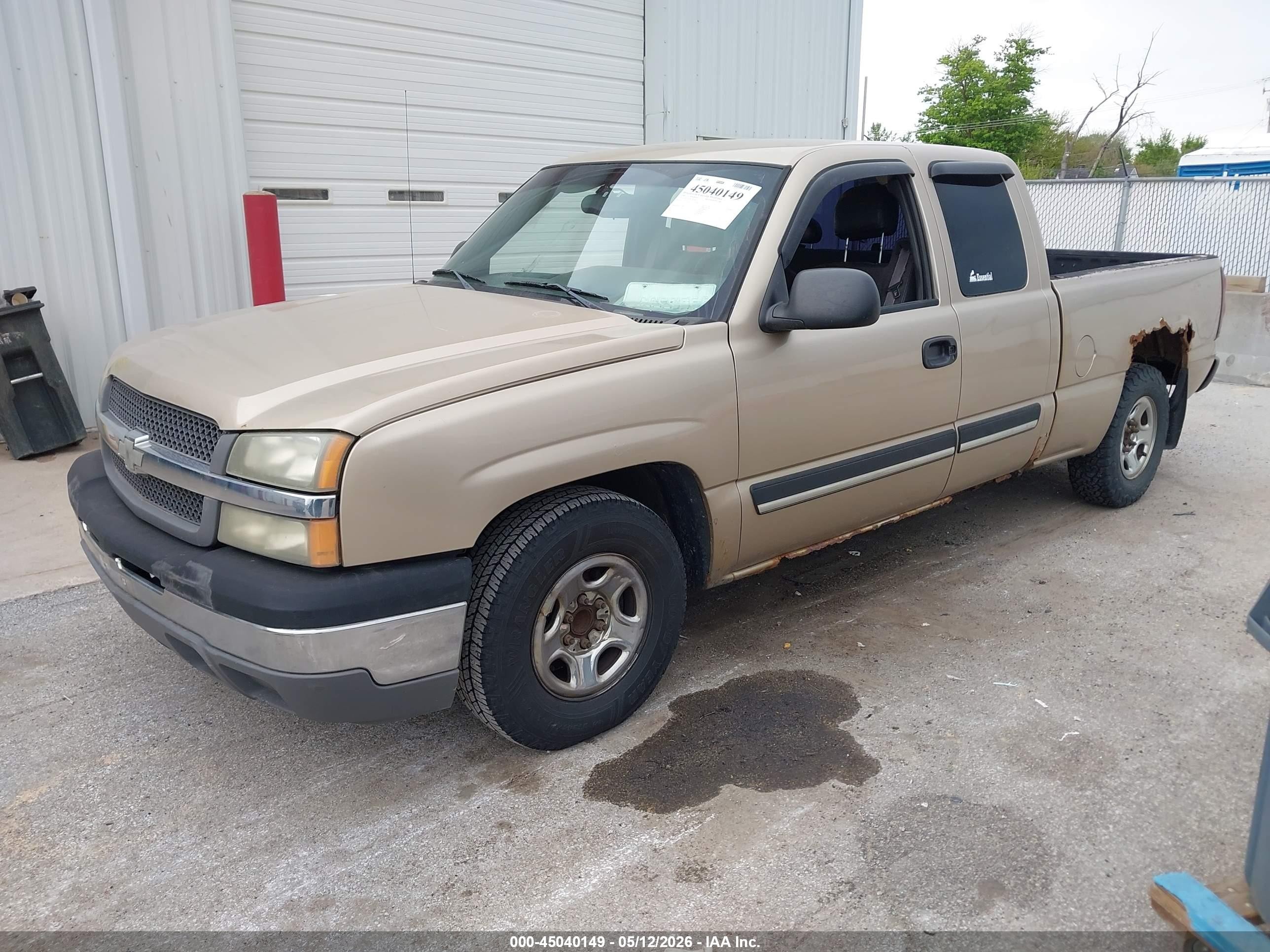 2004 Chevrolet Silverado 1500   Gold vin: 2GCEC19V841247469