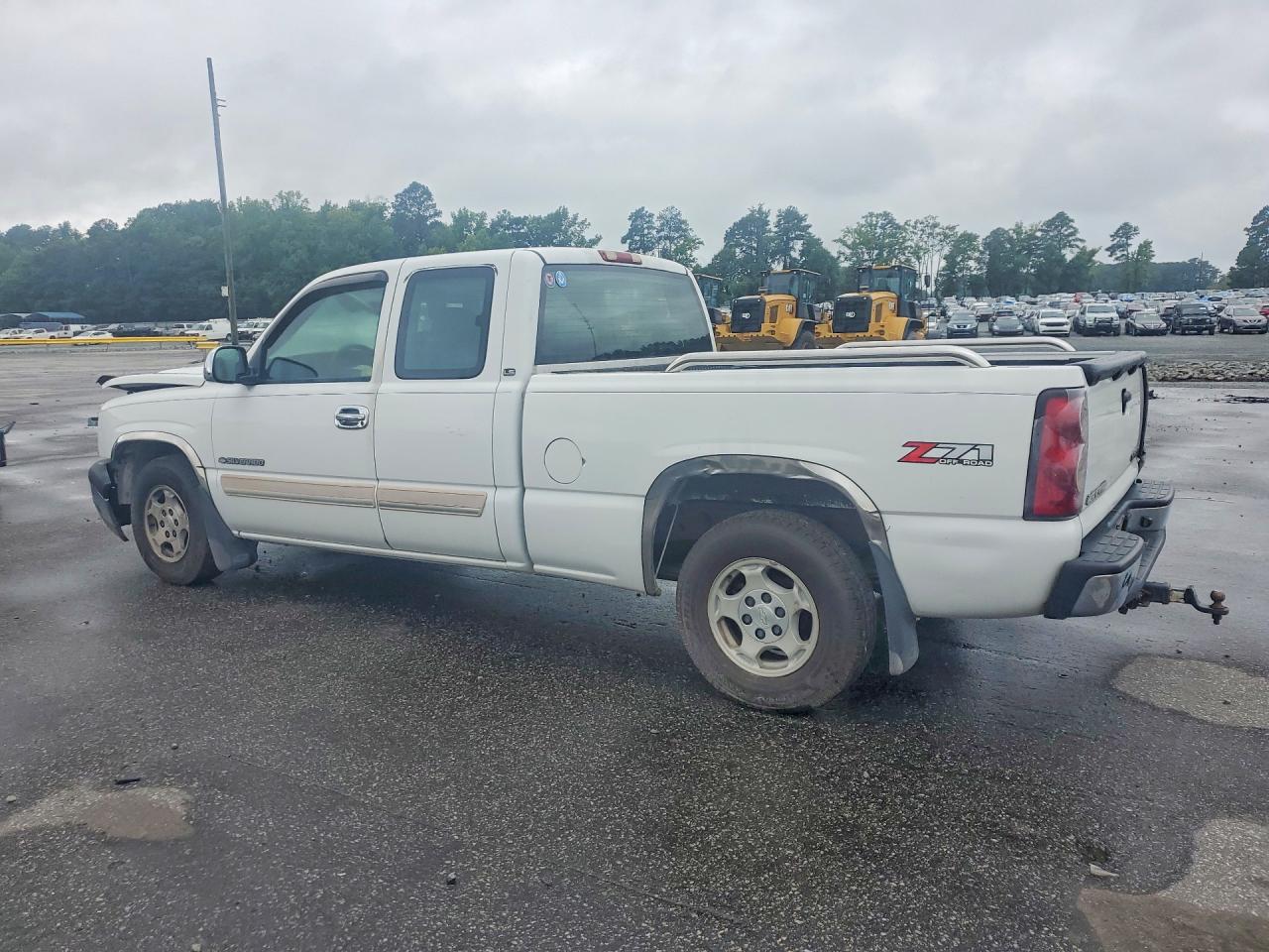 2004 Chevrolet Silverado C1500 White vin: 2GCEC19V841302700