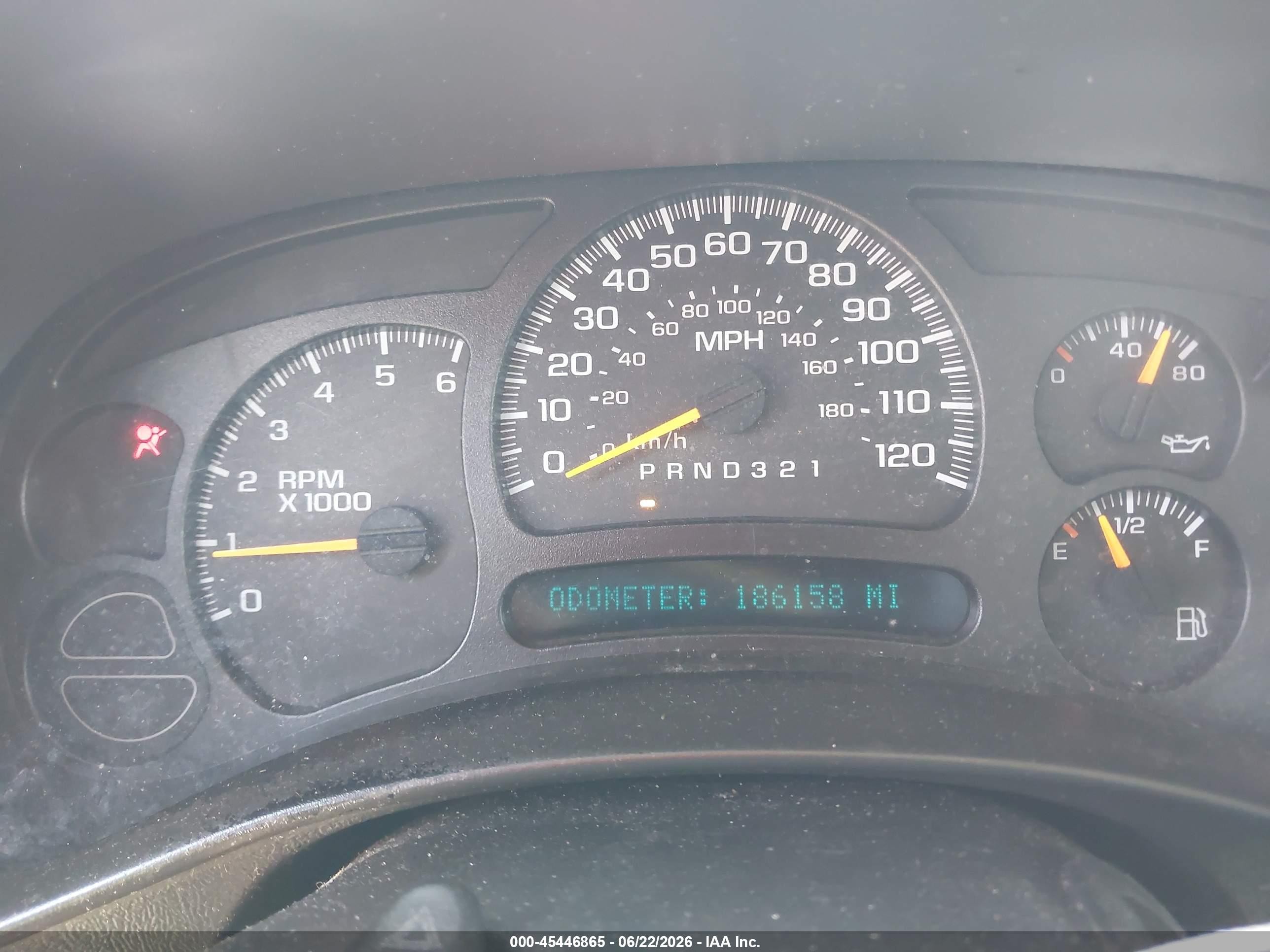 2006 Chevrolet Silverado 1500 Work Truck Серебряный vin: 2GCEC19V861144040