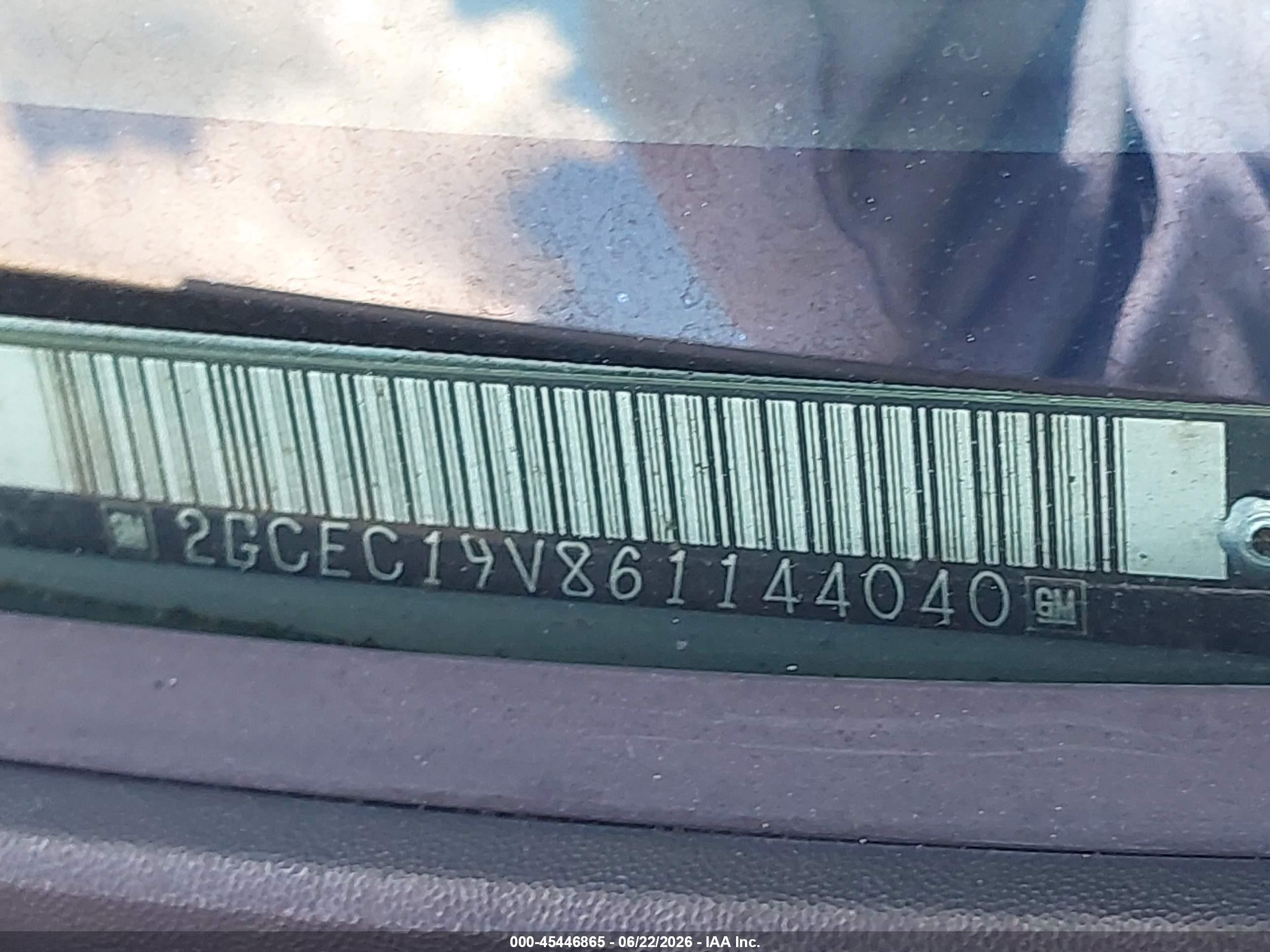 2006 Chevrolet Silverado 1500 Work Truck Серебряный vin: 2GCEC19V861144040
