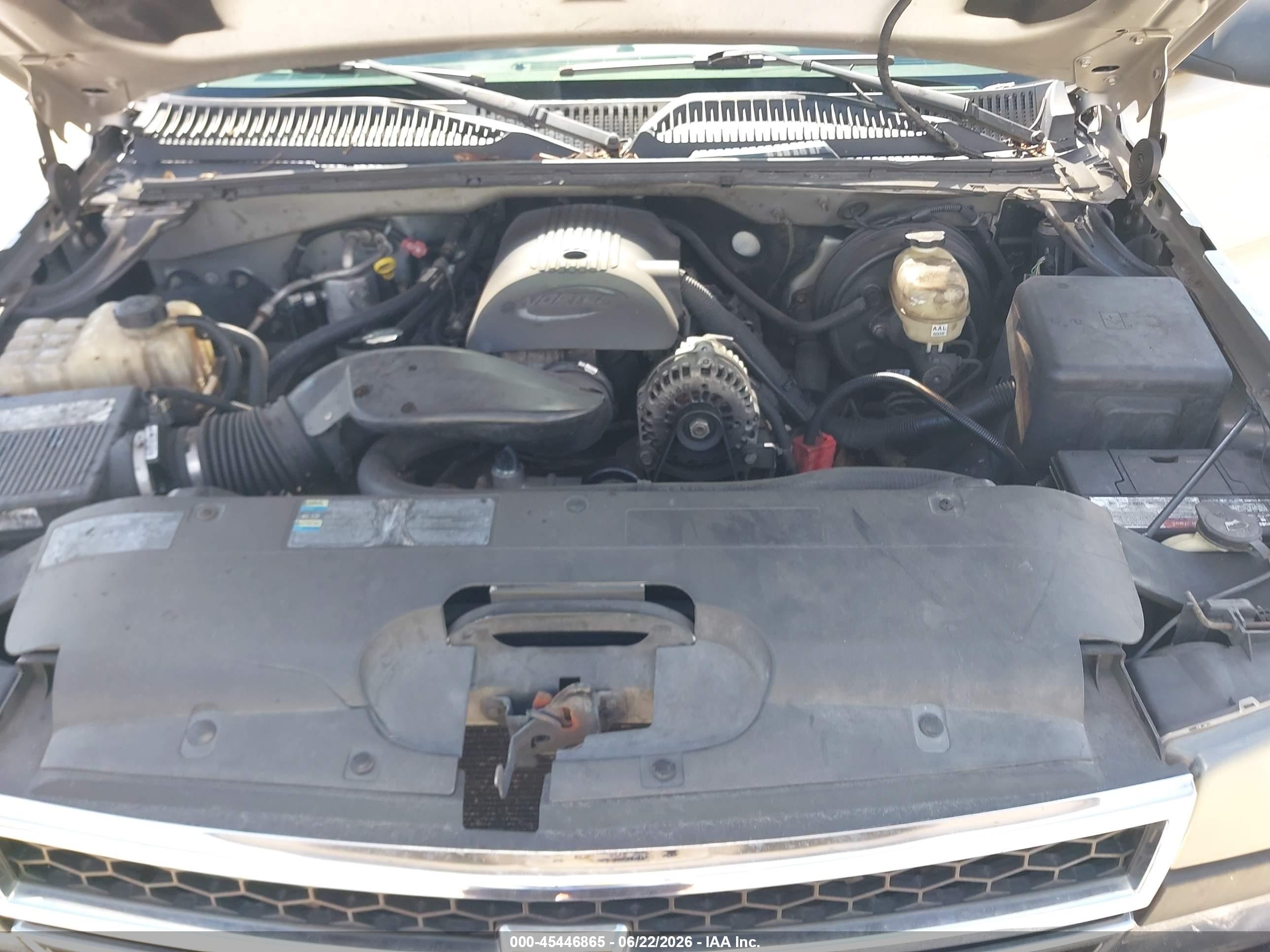 2006 Chevrolet Silverado 1500 Work Truck Серебряный vin: 2GCEC19V861144040