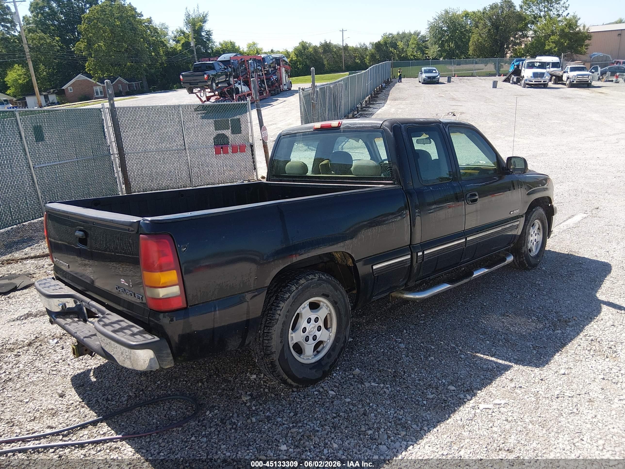 1999 Chevrolet Silverado 1500 Ls Black vin: 2GCEC19V8X1147165