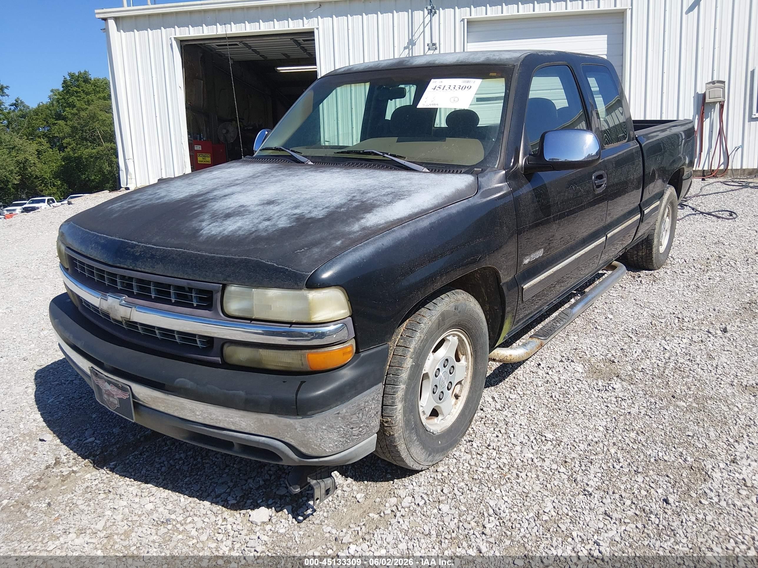 1999 Chevrolet Silverado 1500 Ls Black vin: 2GCEC19V8X1147165