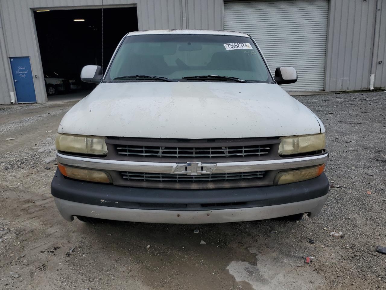 2000 Chevrolet Silverado C1500 White vin: 2GCEC19V8Y1193077