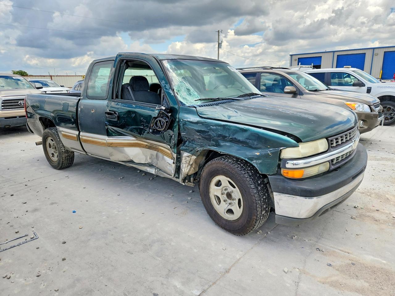 2001 Chevrolet Silverado C1500 Green vin: 2GCEC19V911332347