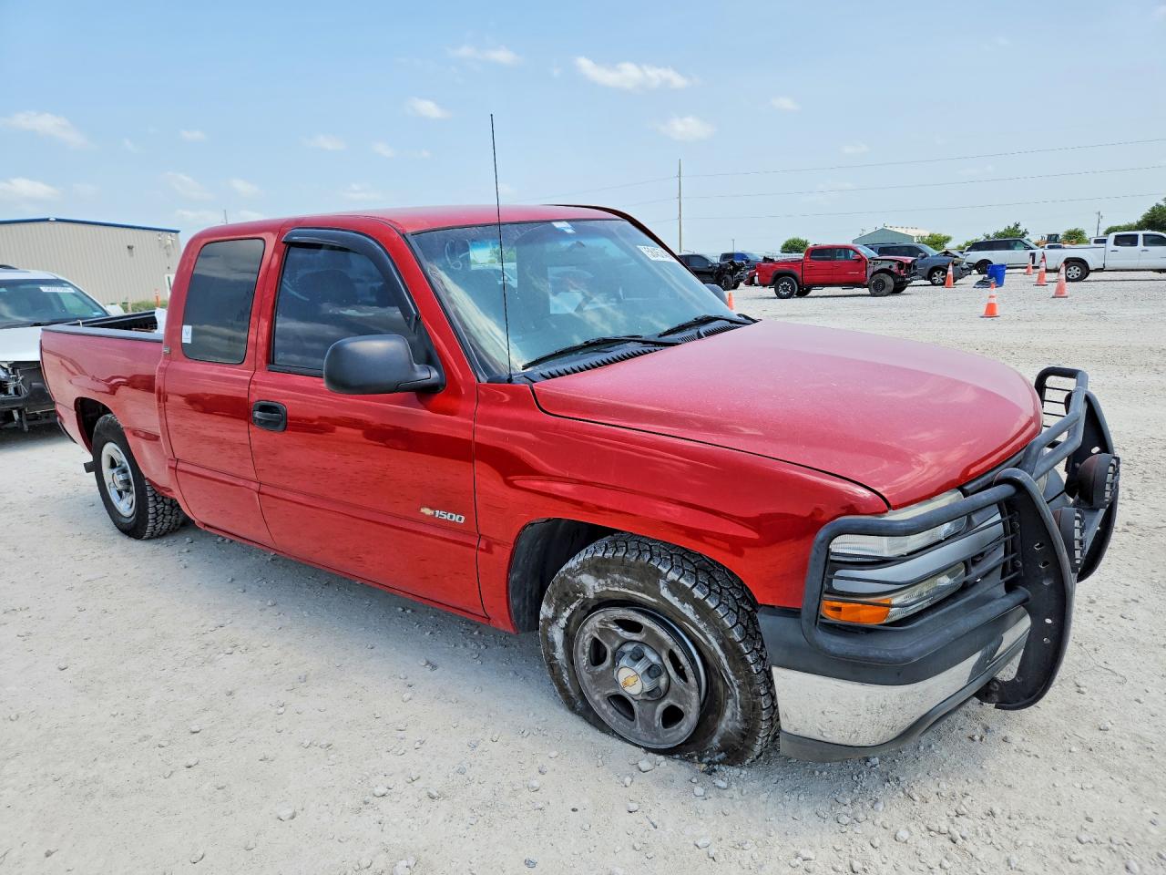 2001 Chevrolet Silverado C1500 Red vin: 2GCEC19V911345339