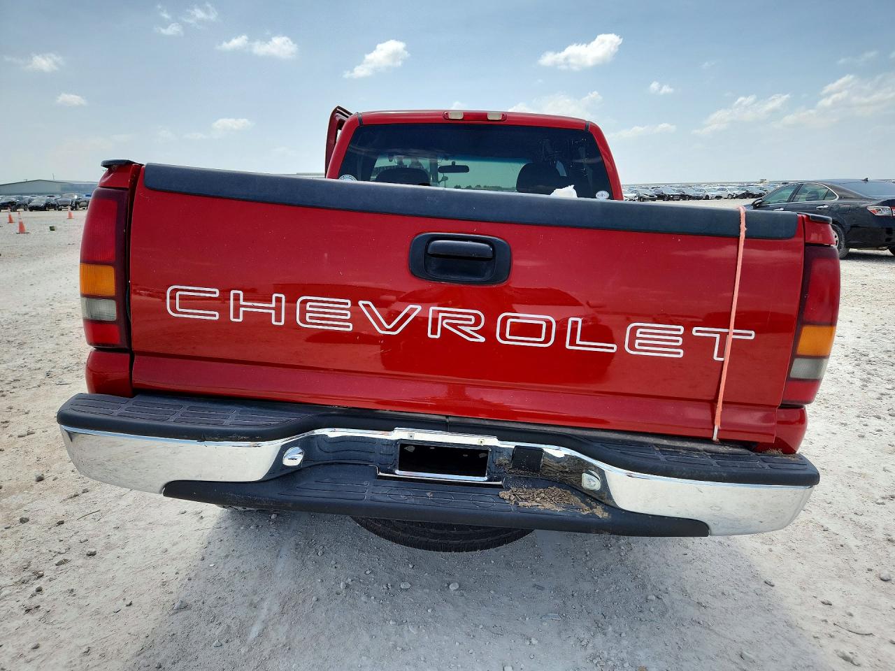 2001 Chevrolet Silverado C1500 Red vin: 2GCEC19V911345339