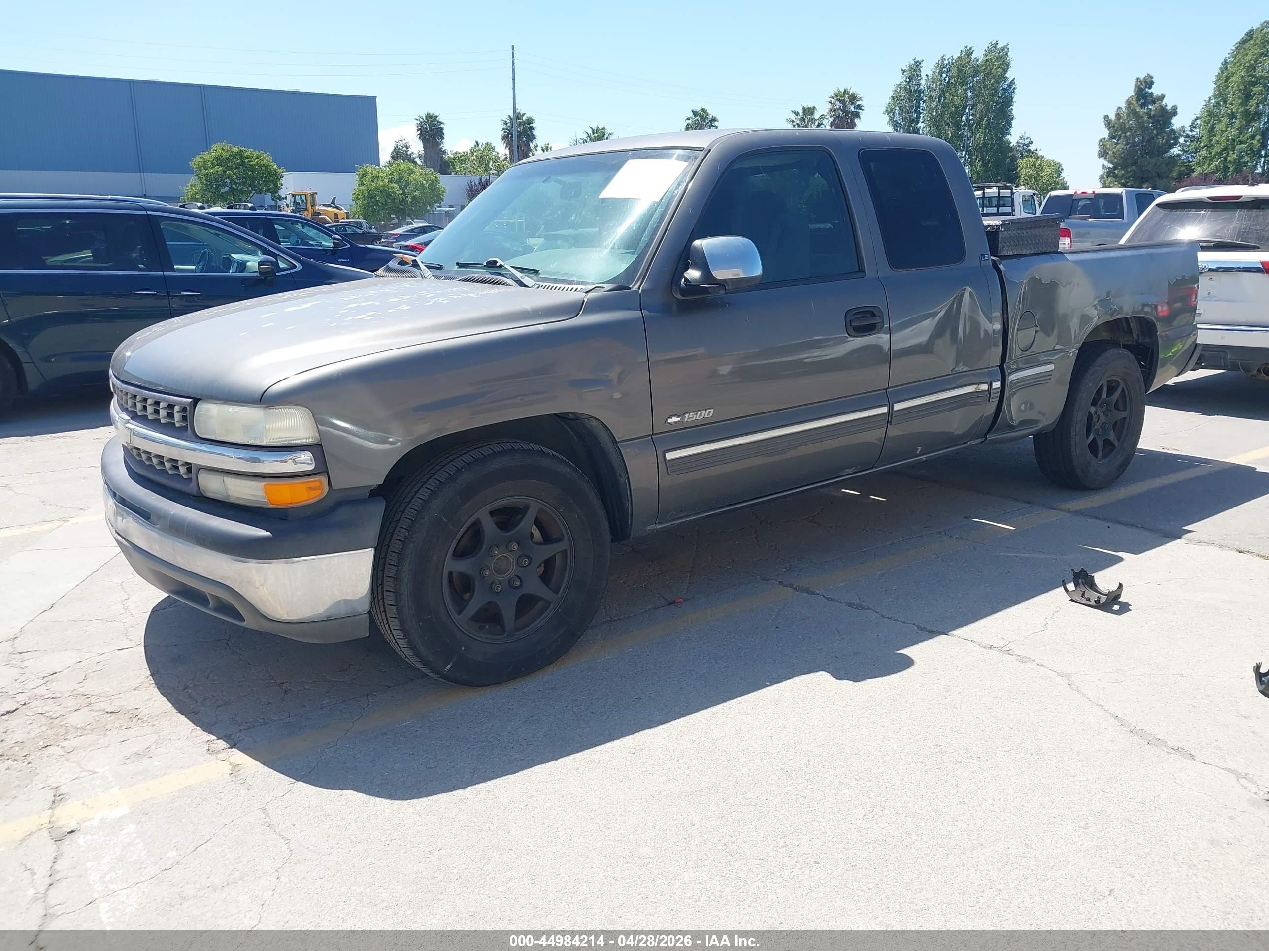 2002 Chevrolet Silverado 1500 Ls Gray vin: 2GCEC19V921241774