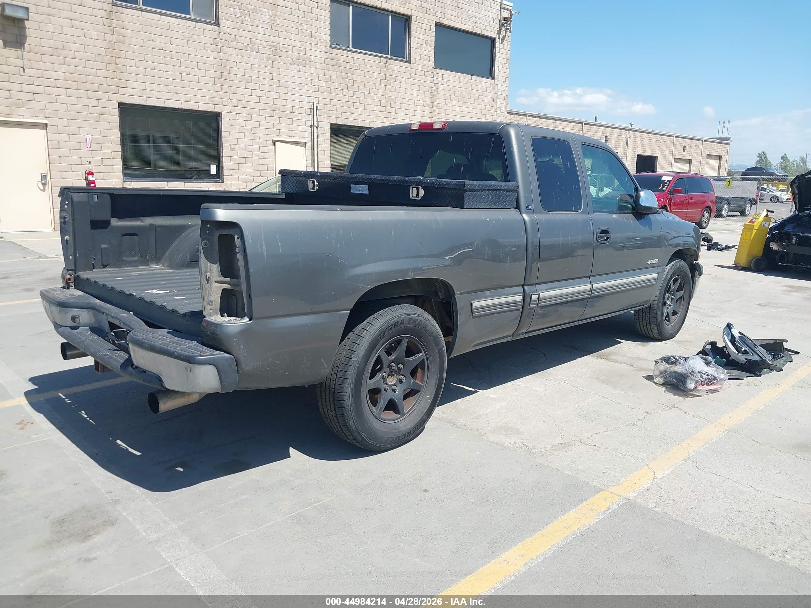 2002 Chevrolet Silverado 1500 Ls Gray vin: 2GCEC19V921241774