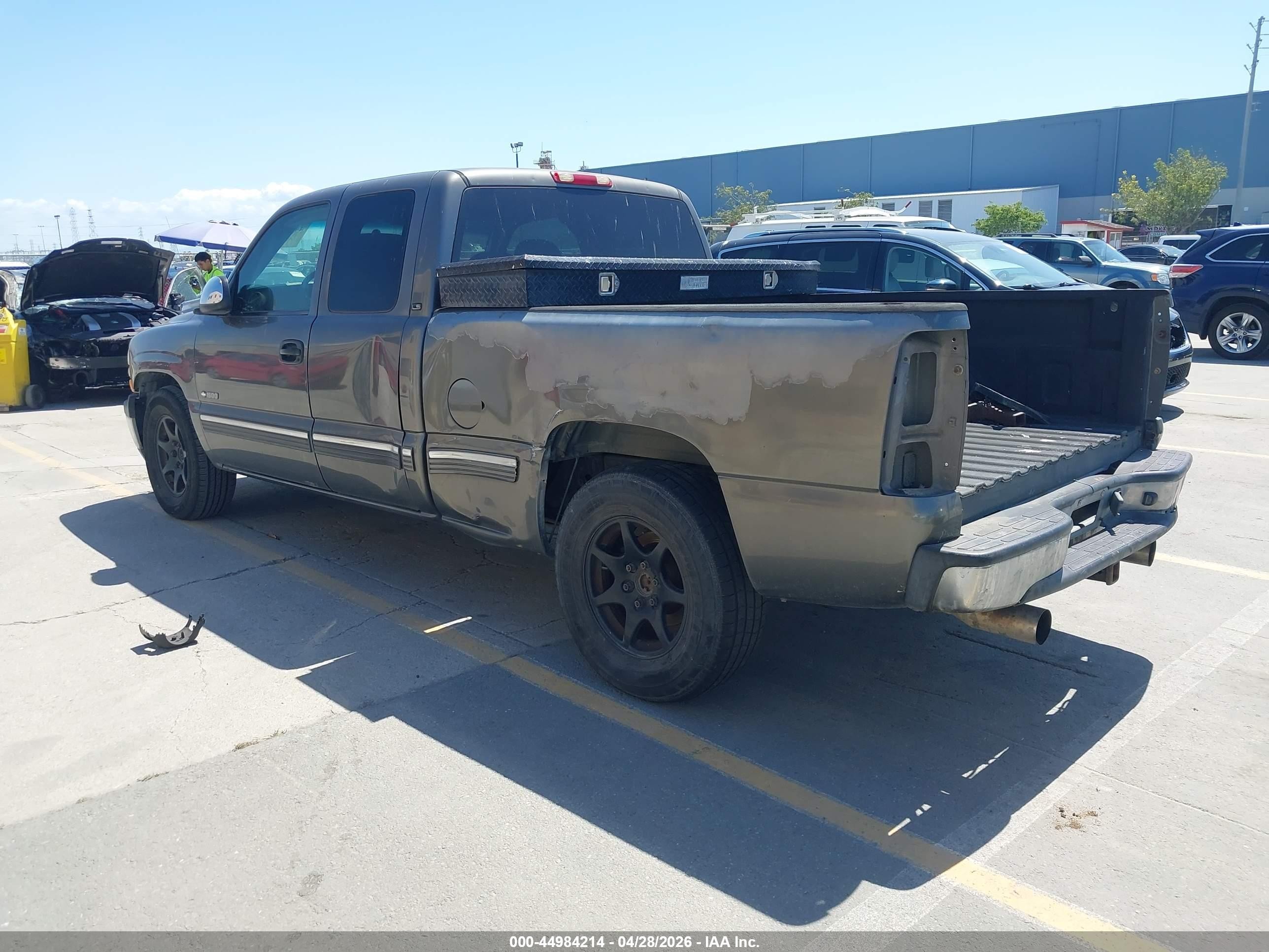 2002 Chevrolet Silverado 1500 Ls Gray vin: 2GCEC19V921241774