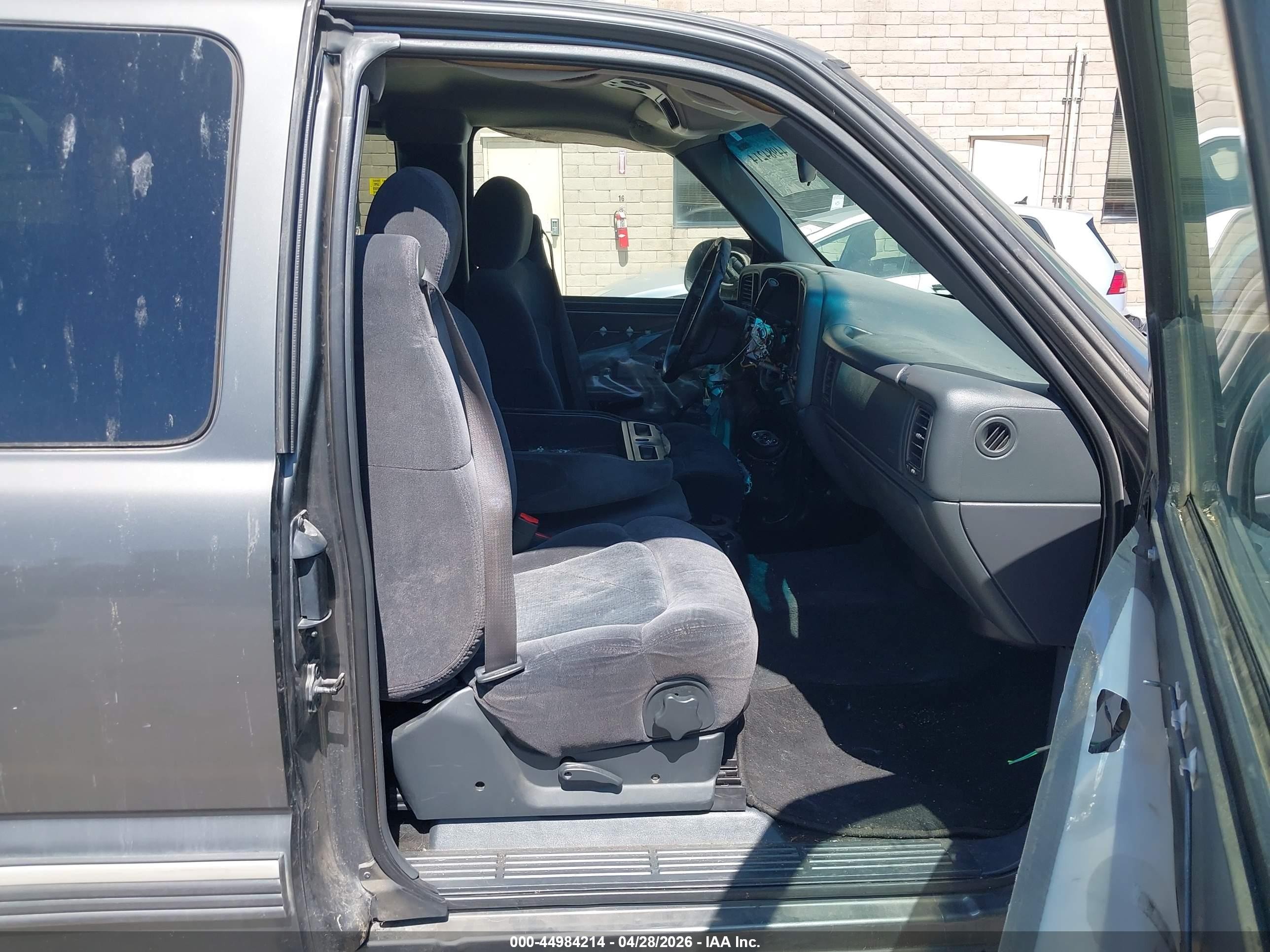 2002 Chevrolet Silverado 1500 Ls Gray vin: 2GCEC19V921241774