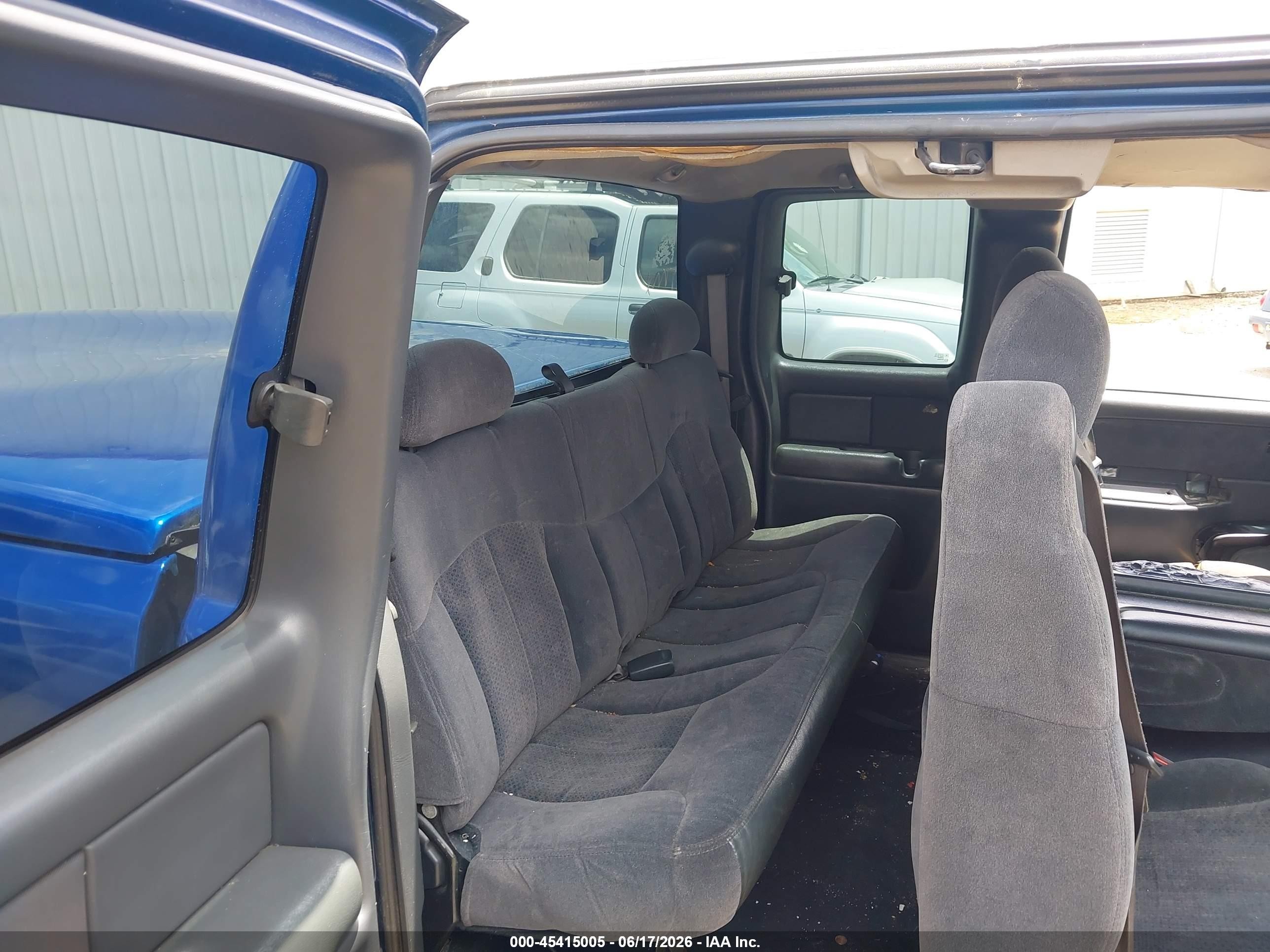2002 Chevrolet Silverado 1500 Ls Синий vin: 2GCEC19V921275388