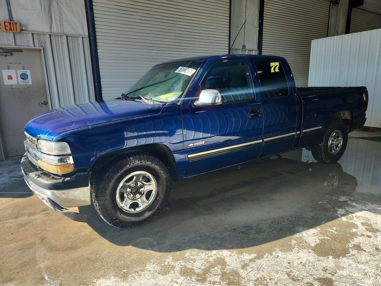 2002 Chevrolet Silverado C1500 Blue vin: 2GCEC19V921282065