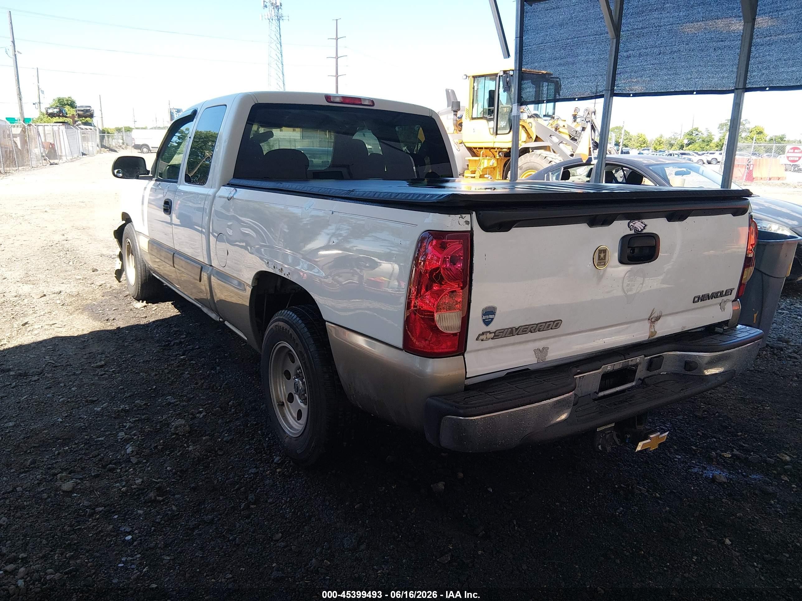 2003 Chevrolet Silverado 1500 Ls White vin: 2GCEC19V931365741