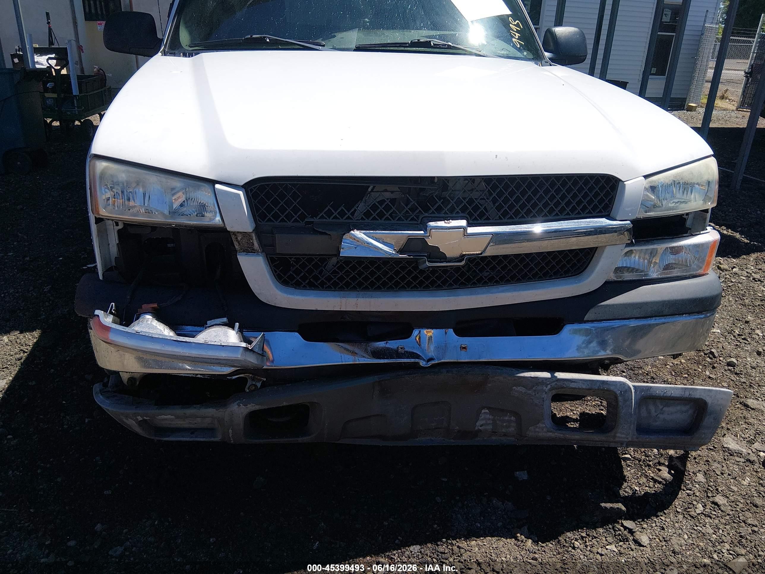 2003 Chevrolet Silverado 1500 Ls White vin: 2GCEC19V931365741