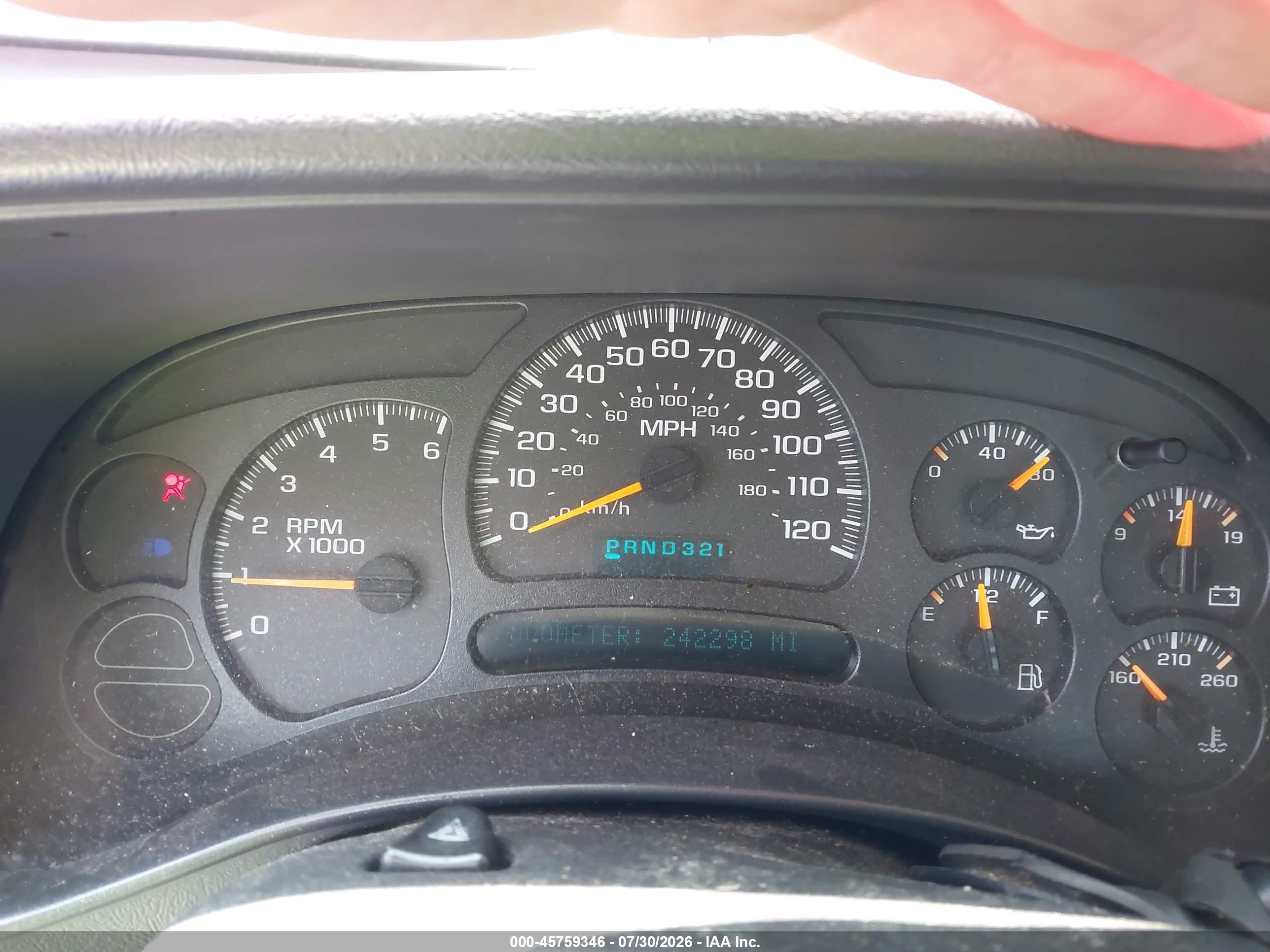 2004 Chevrolet Silverado 1500   Red vin: 2GCEC19V941135506