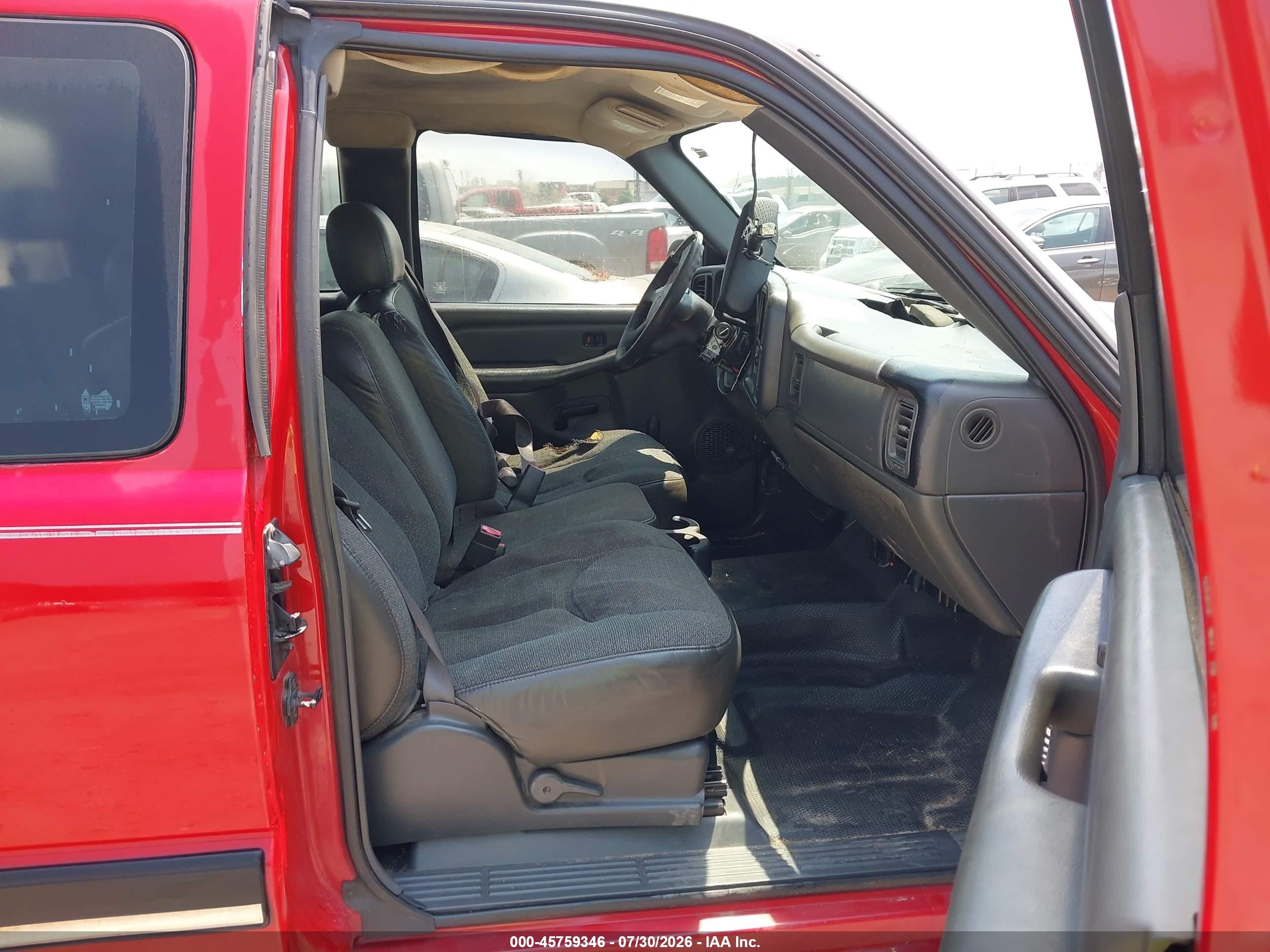 2004 Chevrolet Silverado 1500   Red vin: 2GCEC19V941135506