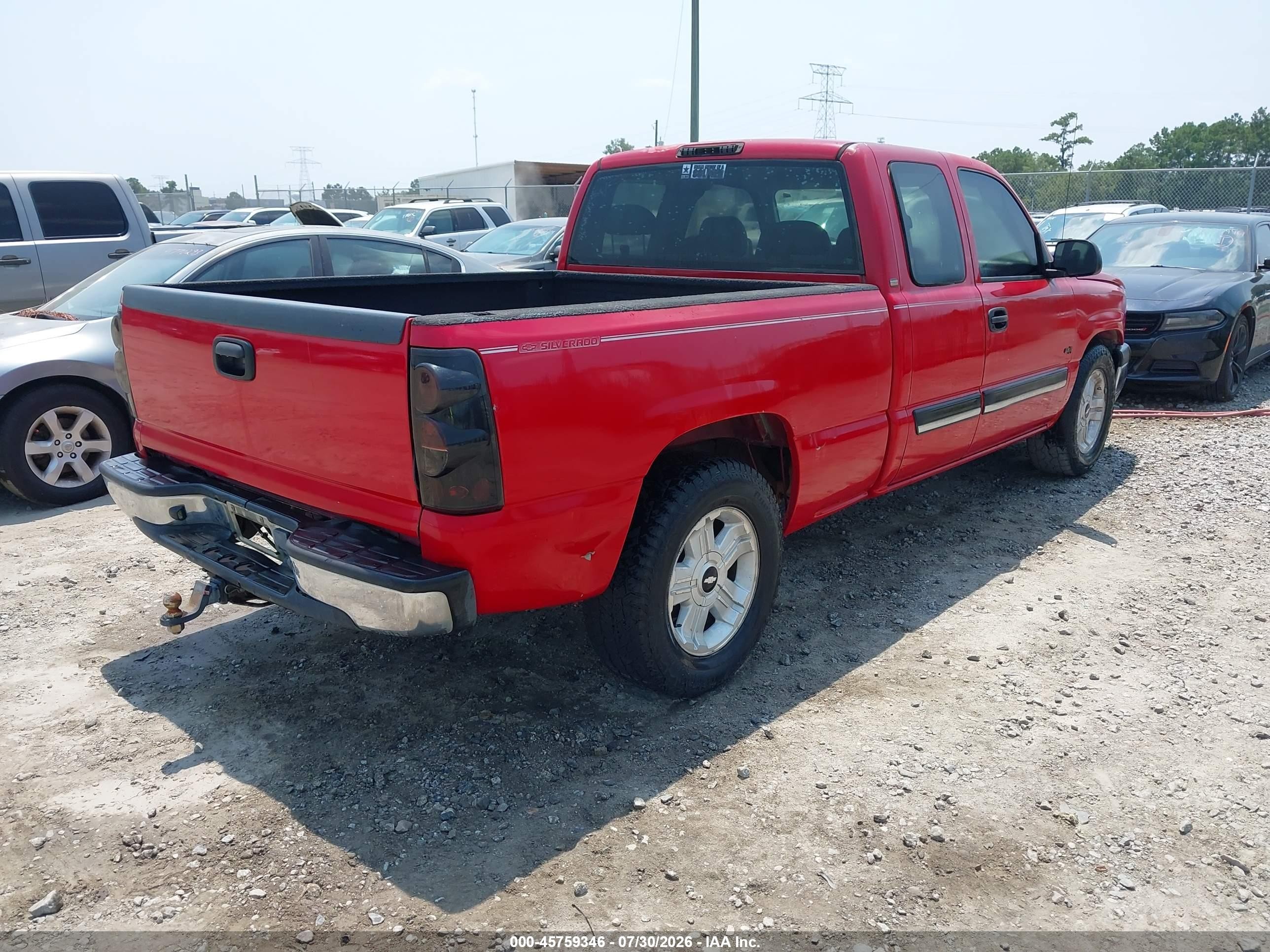 2004 Chevrolet Silverado 1500   Red vin: 2GCEC19V941135506