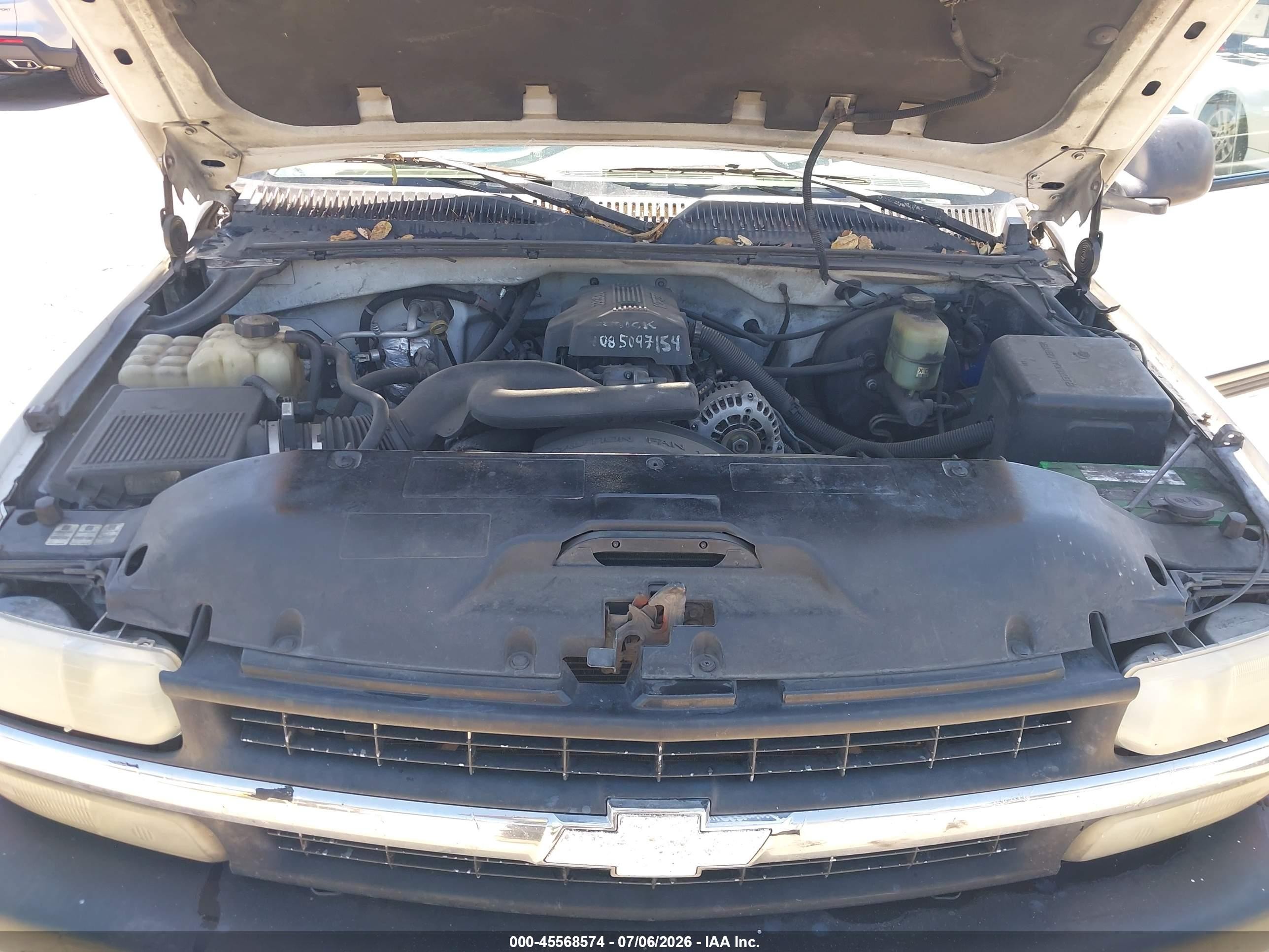 1999 Chevrolet Silverado 1500   White vin: 2GCEC19V9X1204876