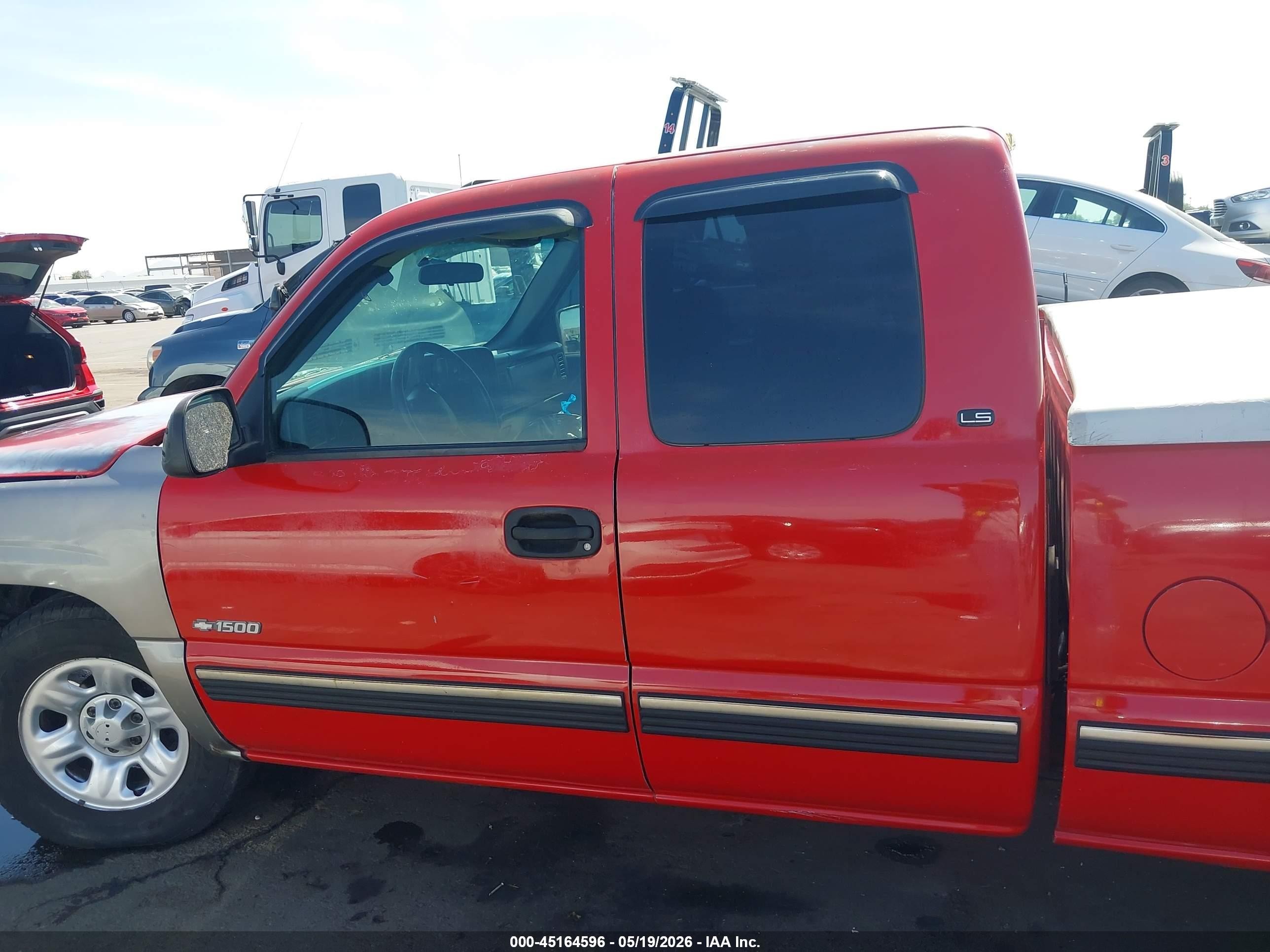 2000 Chevrolet Silverado 1500 Ls Red vin: 2GCEC19V9Y1112667