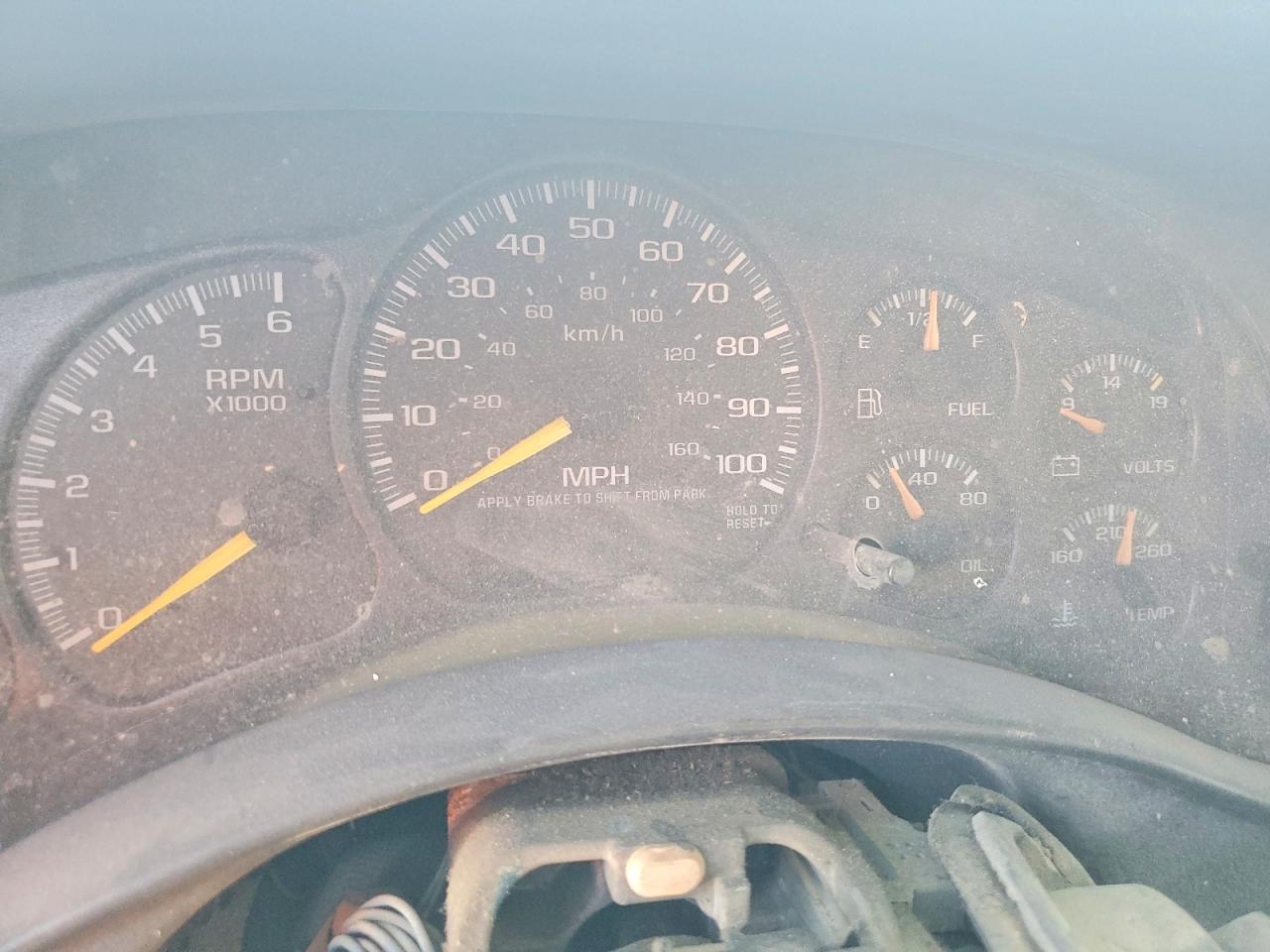 2001 Chevrolet Silverado C1500 Maroon vin: 2GCEC19VX11246190