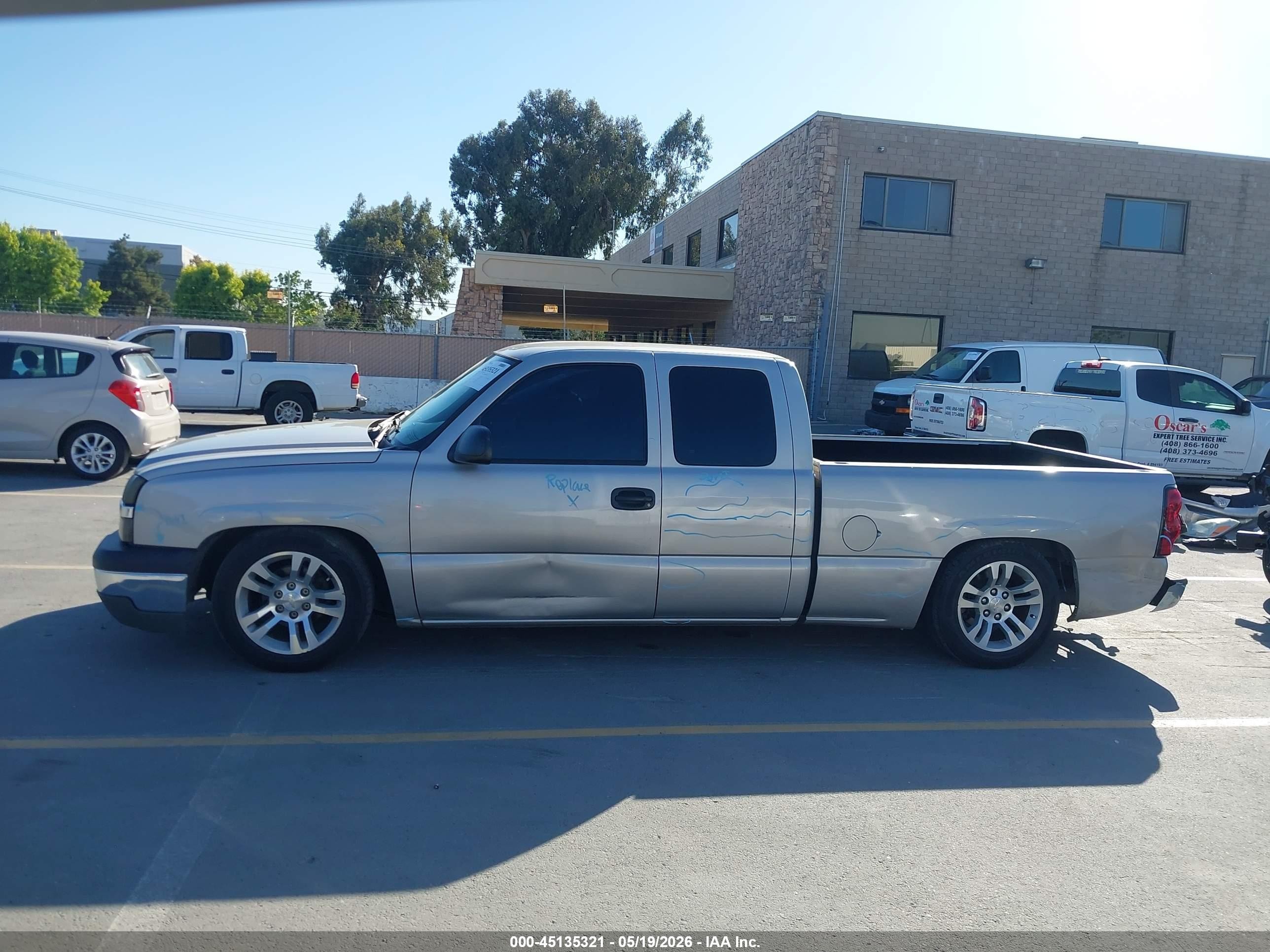 2004 Chevrolet Silverado 1500 Ls Gray vin: 2GCEC19VX41190093