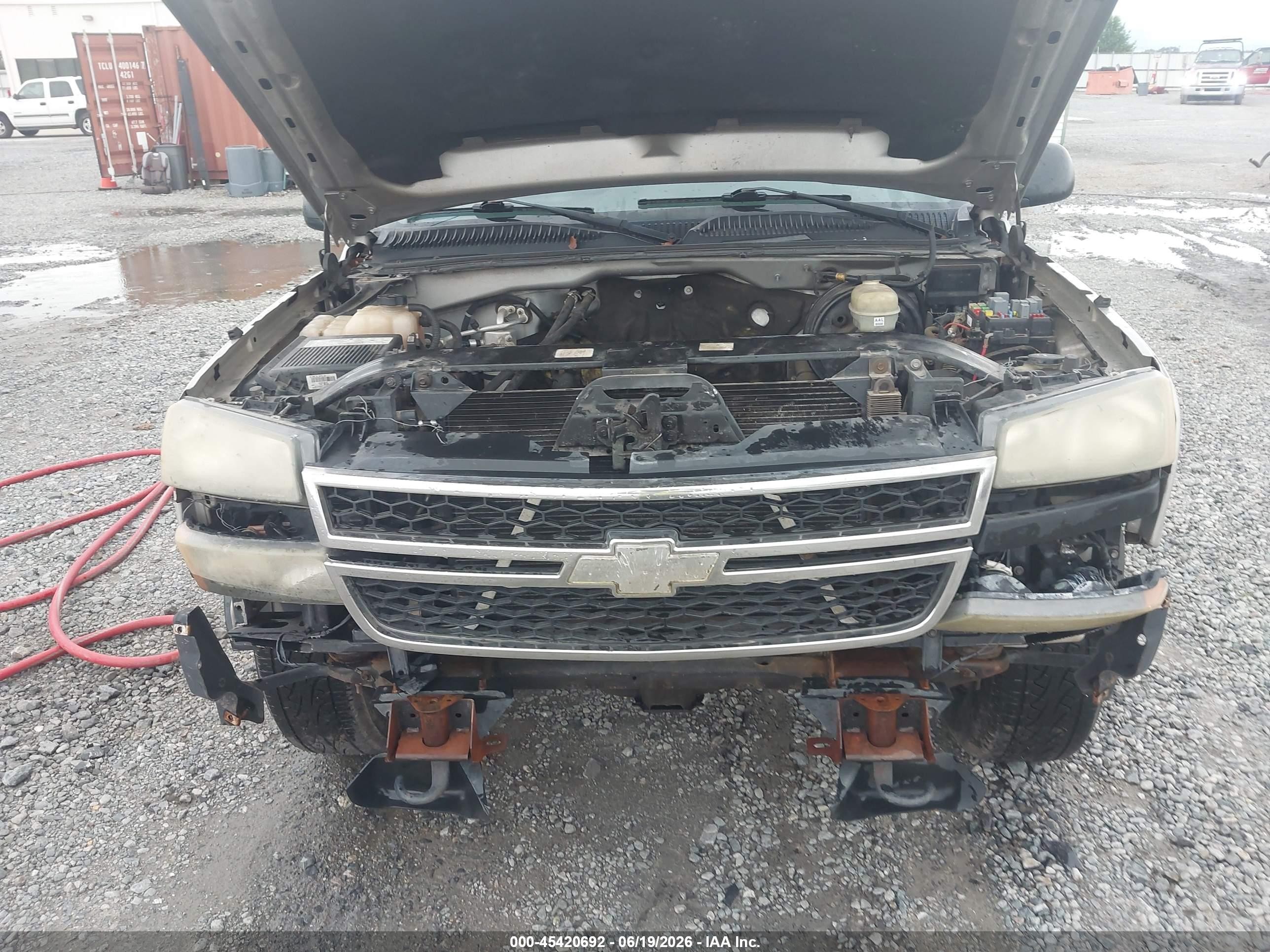 2006 Chevrolet Silverado 1500 Work Truck Tan vin: 2GCEC19VX61158876