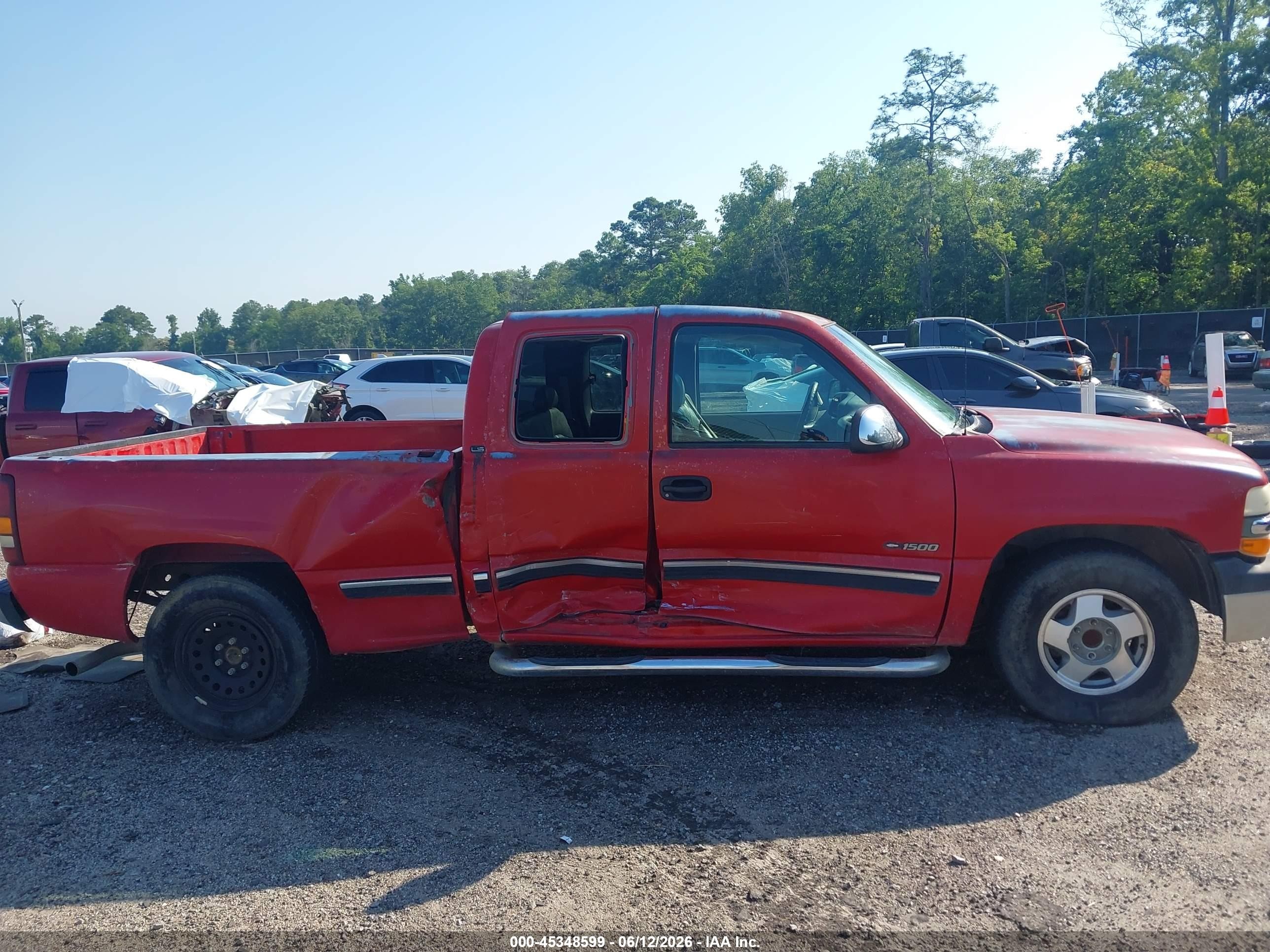 2001 Chevrolet Silverado 1500 Ls Red vin: 2GCEC19W111175020