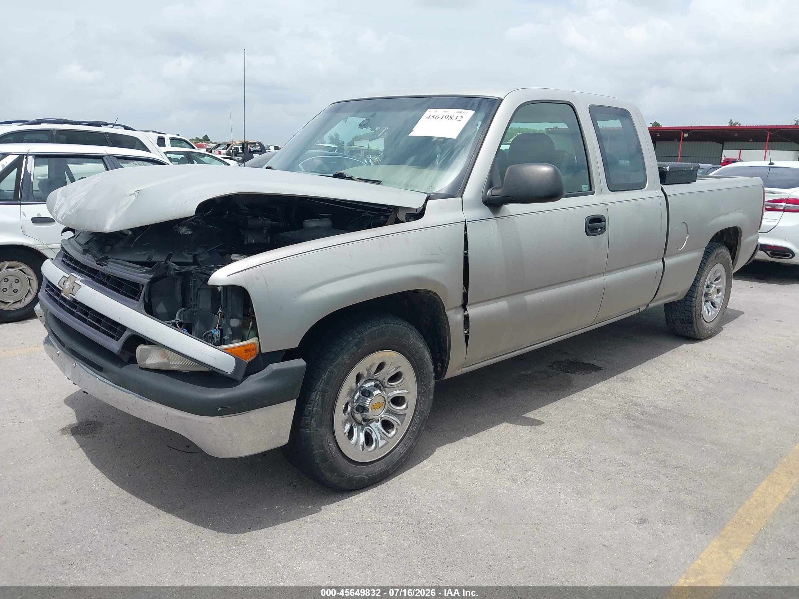 2002 Chevrolet Silverado 1500   Brown vin: 2GCEC19W321327848
