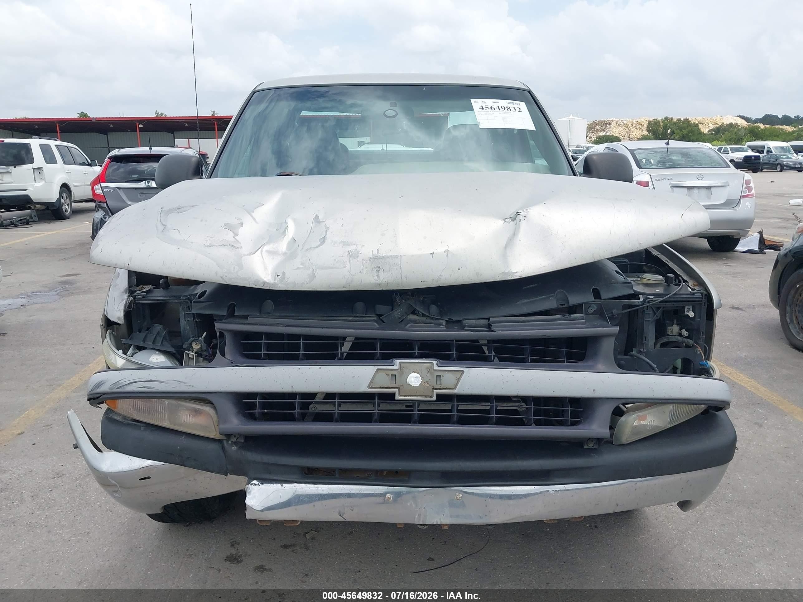 2002 Chevrolet Silverado 1500   Brown vin: 2GCEC19W321327848
