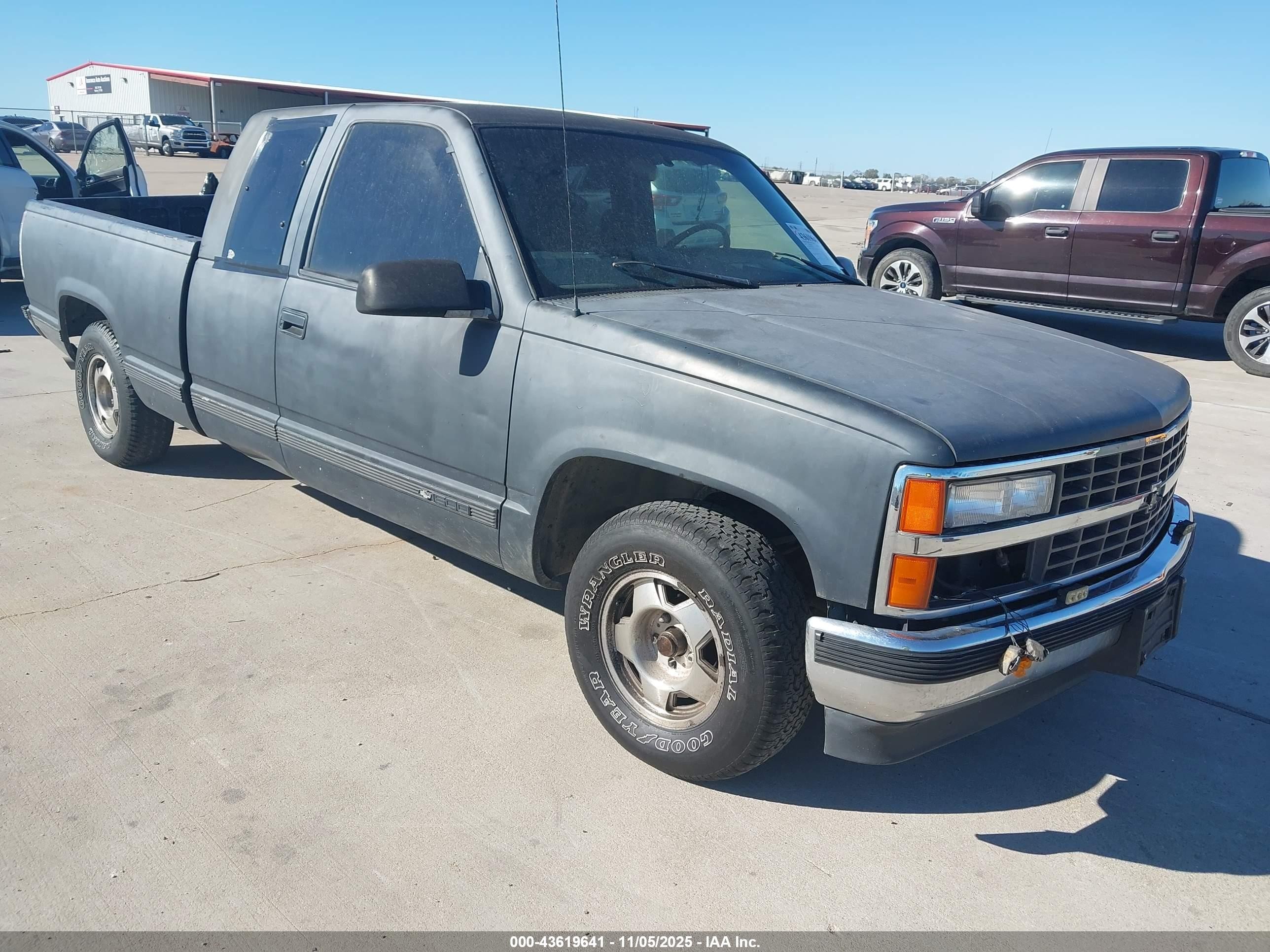 1996 Chevrolet Gmt-400 C1500 Black vin: 2GCEC19W3T1119227