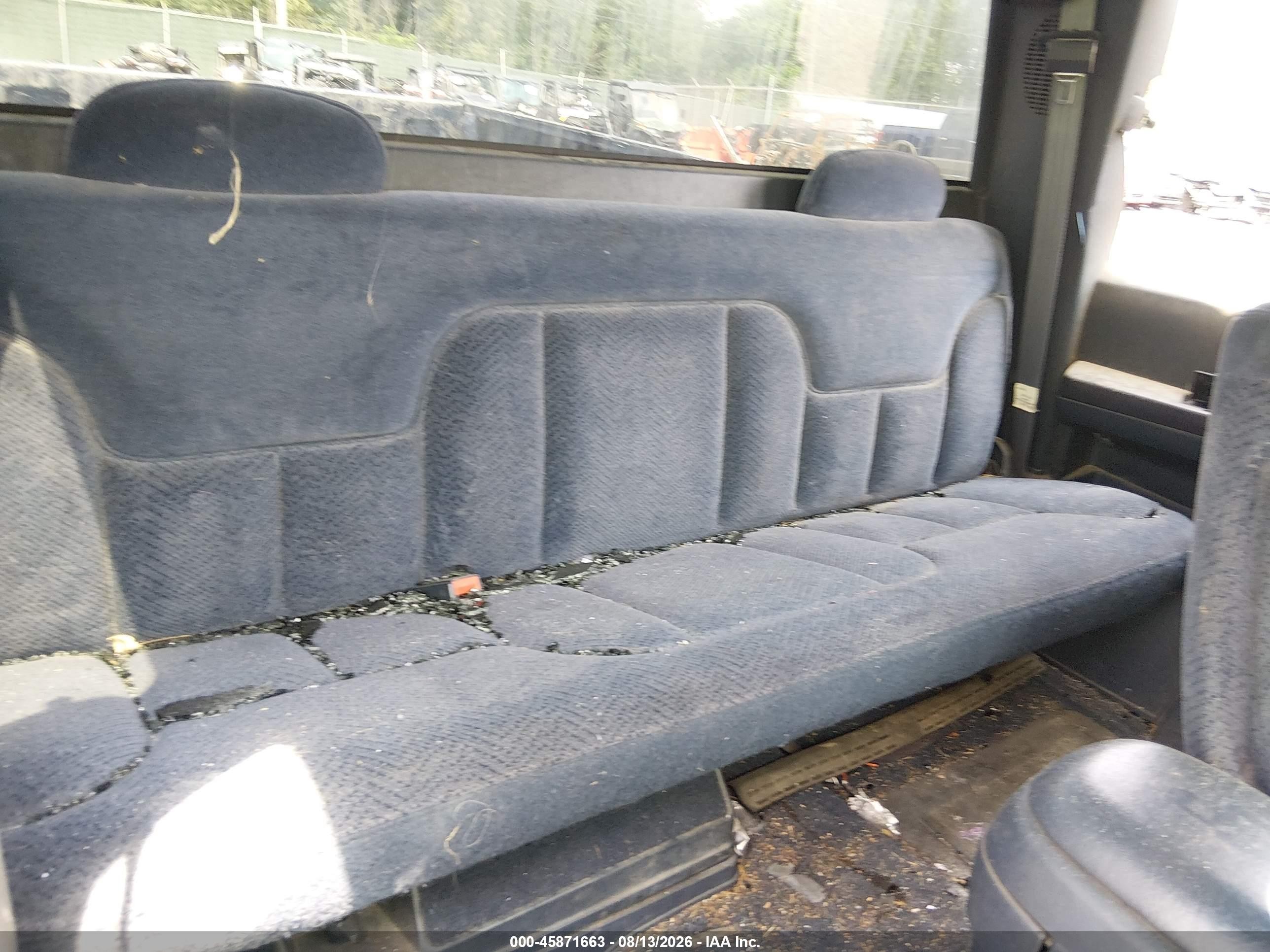1996 Chevrolet Gmt-400 C1500 Blue vin: 2GCEC19W3T1150946