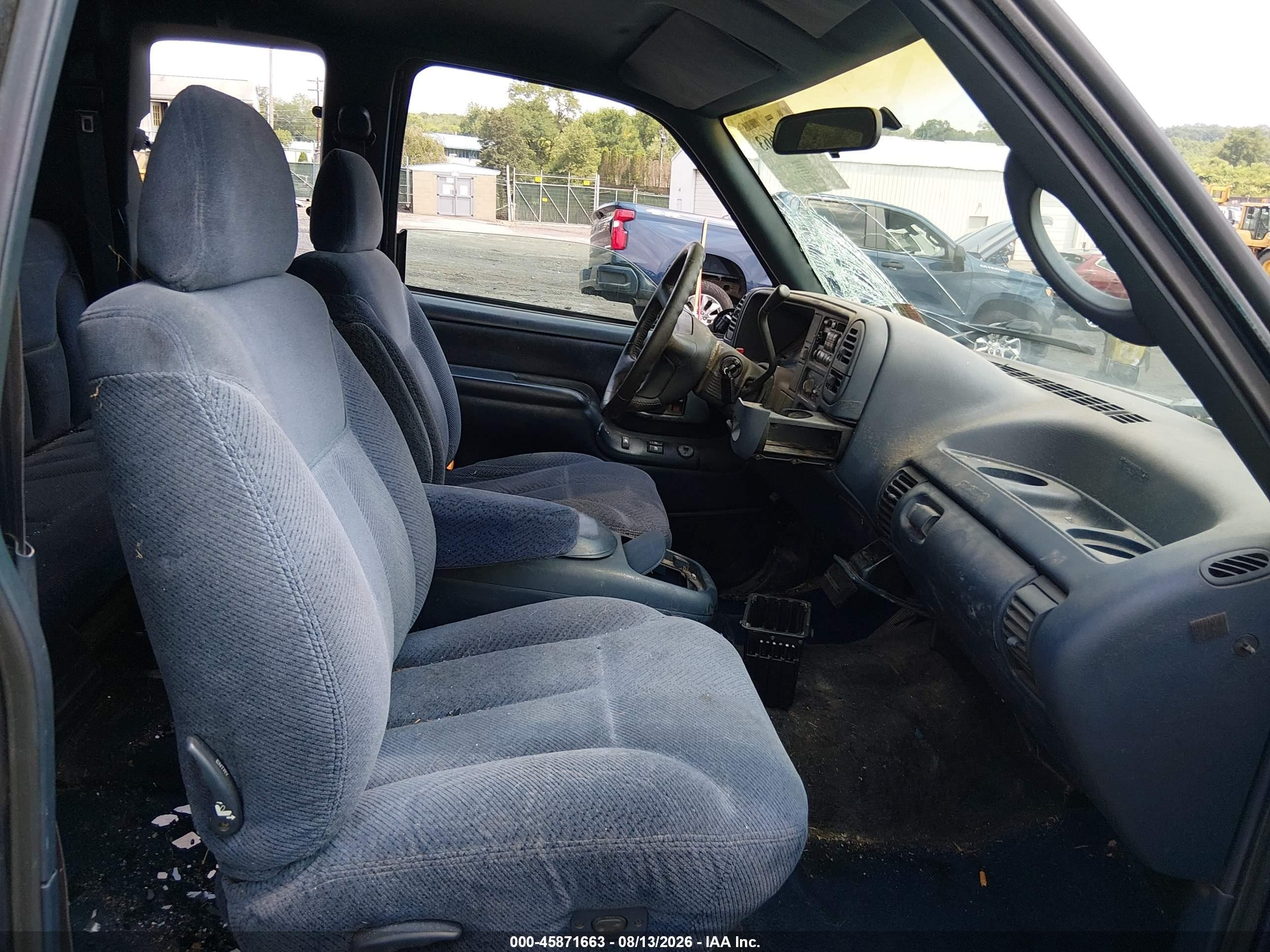 1996 Chevrolet Gmt-400 C1500 Blue vin: 2GCEC19W3T1150946
