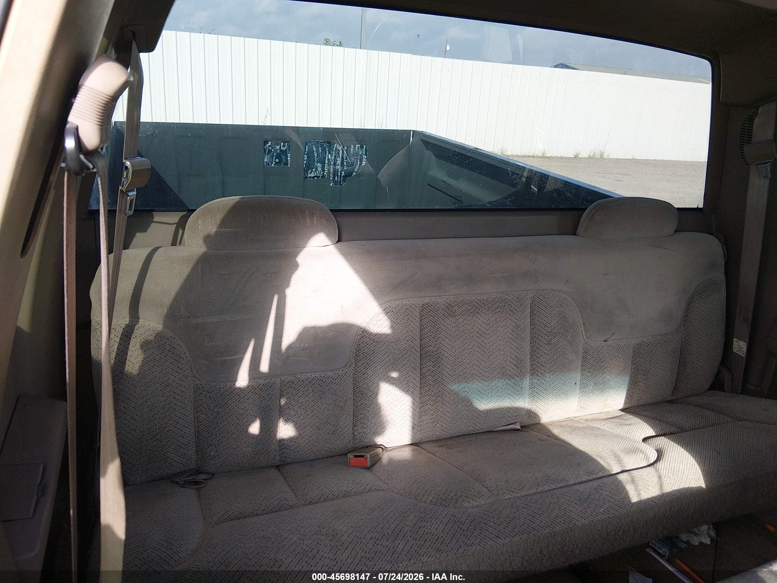 1997 Chevrolet C1500 Fleetside Green vin: 2GCEC19W3V1108828
