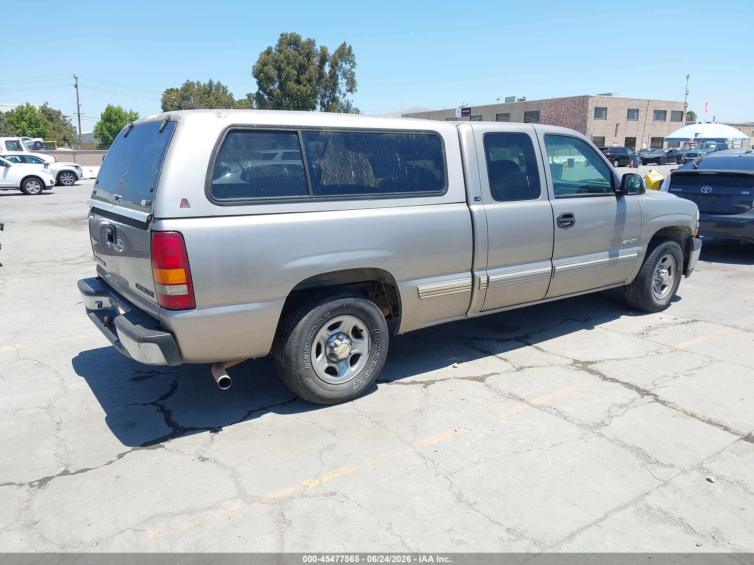 2001 Chevrolet Silverado 1500 Ls Gold vin: 2GCEC19W411279341