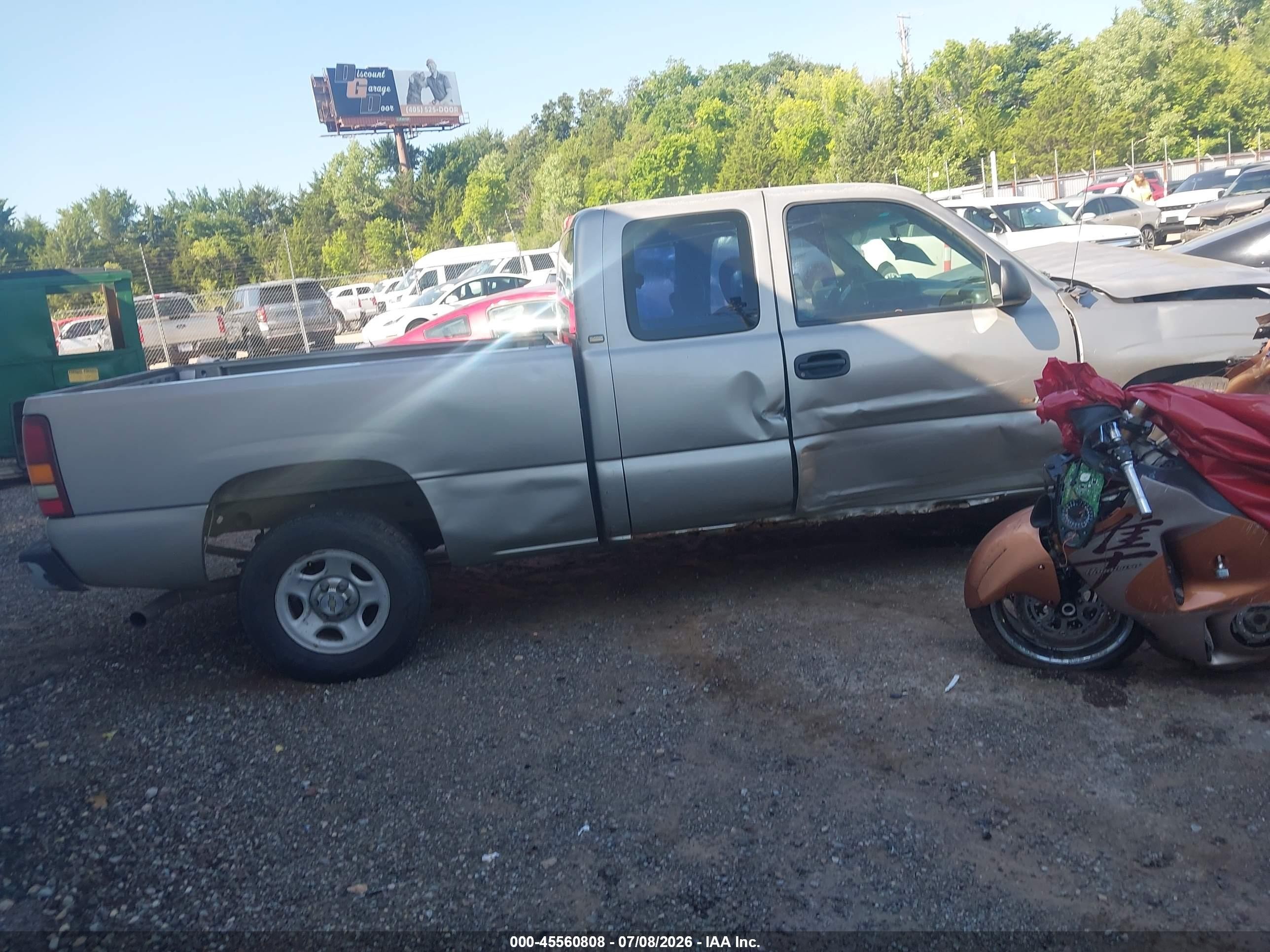 2000 Chevrolet Silverado 1500   Tan vin: 2GCEC19W4Y1167570
