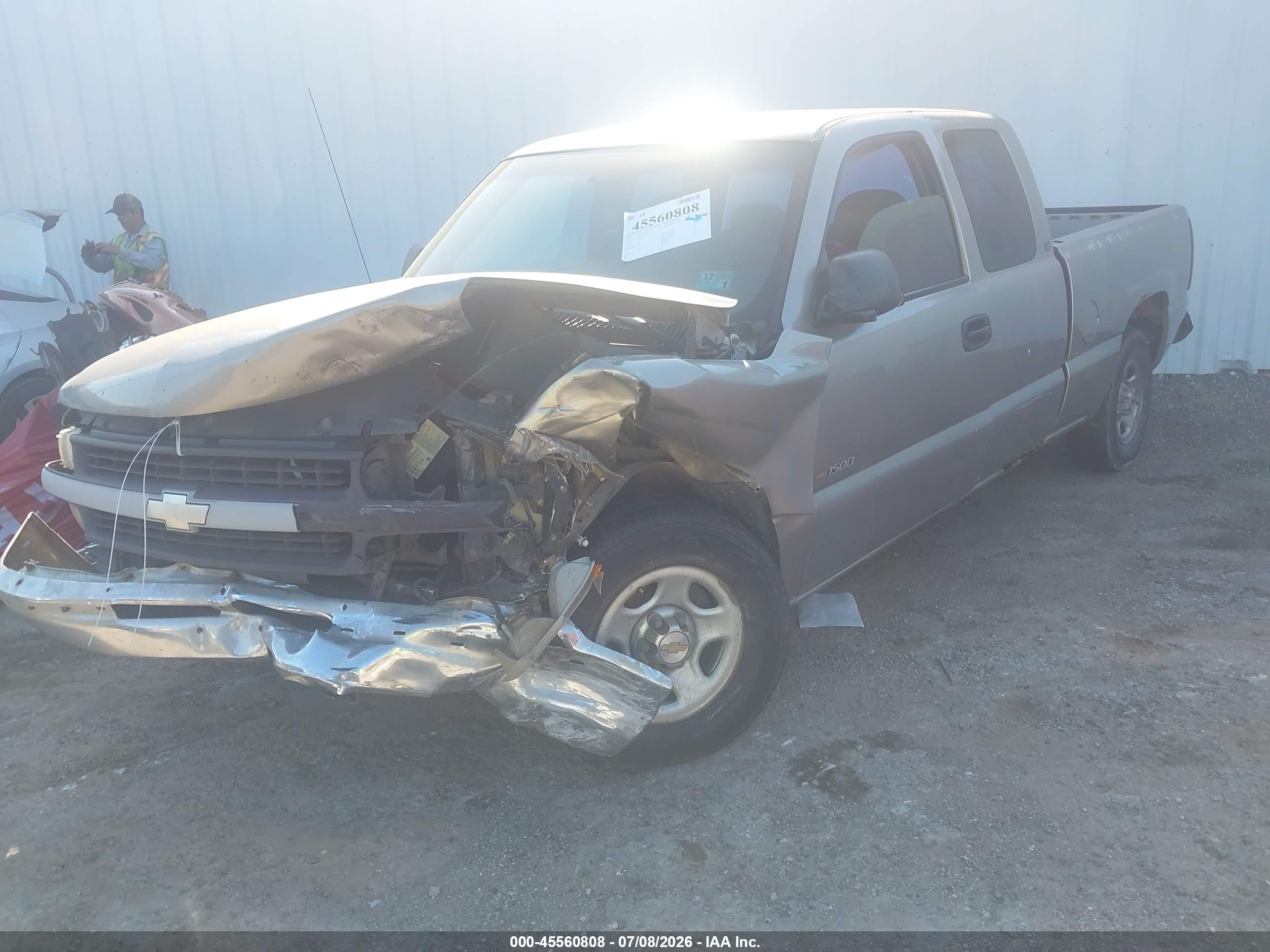 2000 Chevrolet Silverado 1500   Tan vin: 2GCEC19W4Y1167570