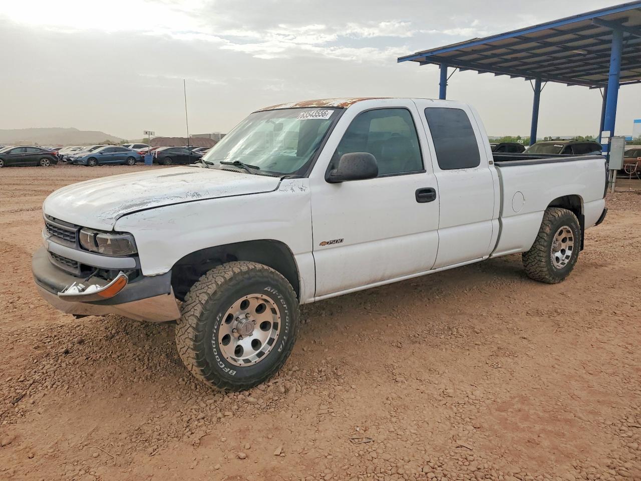 2001 Chevrolet Silverado C1500 White vin: 2GCEC19W611396676