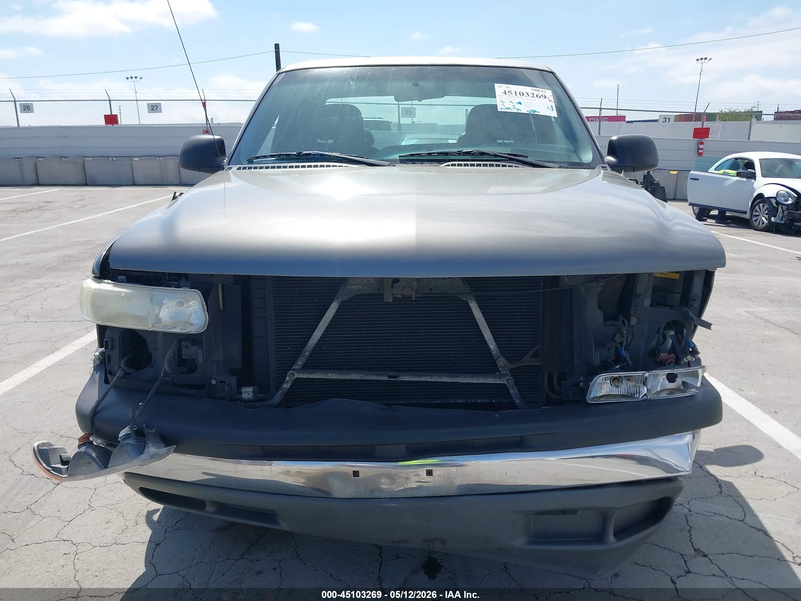 2001 Chevrolet Silverado 1500   Gray vin: 2GCEC19W711374282