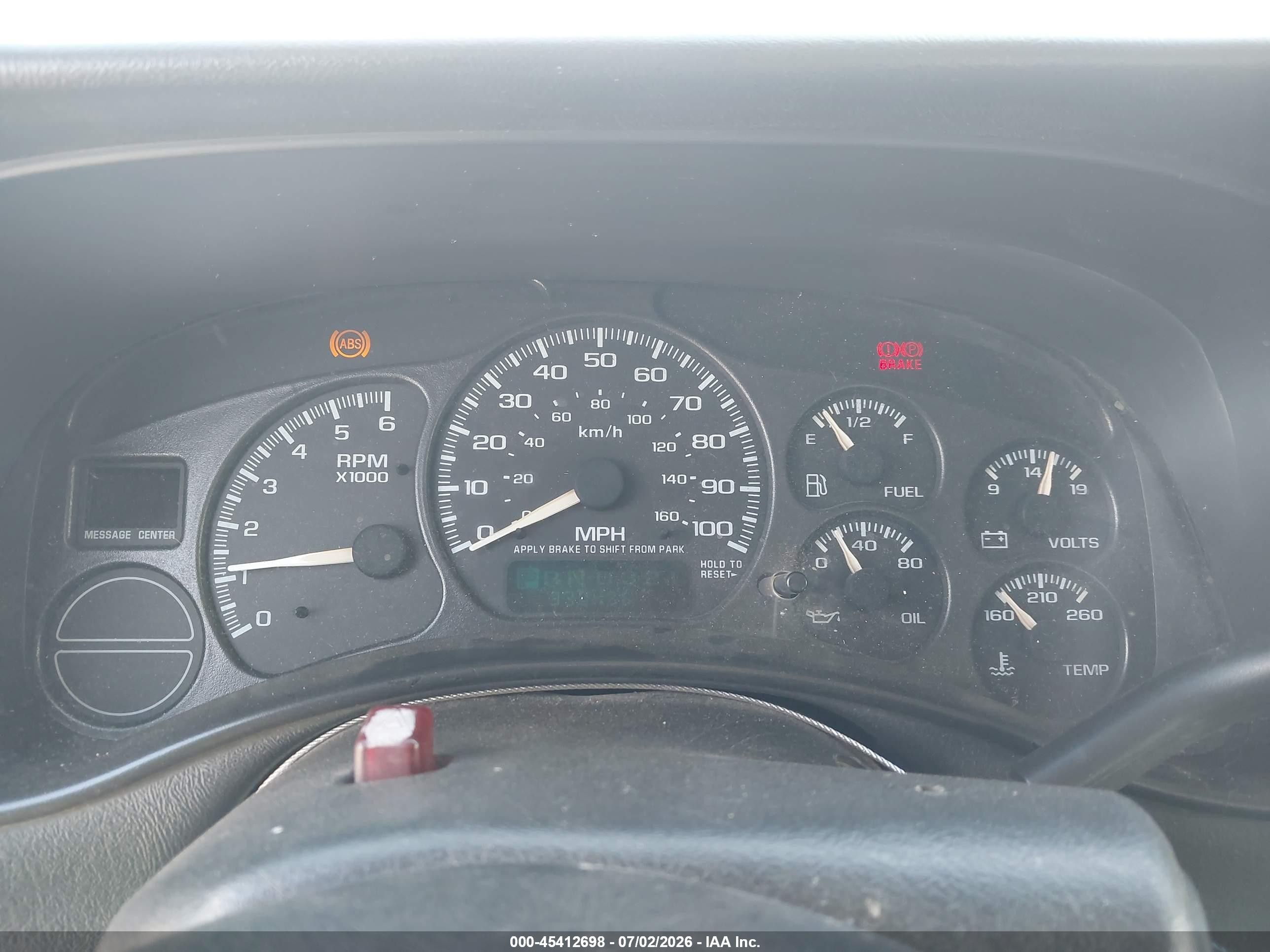 2001 Chevrolet Silverado 1500   White vin: 2GCEC19W711389901