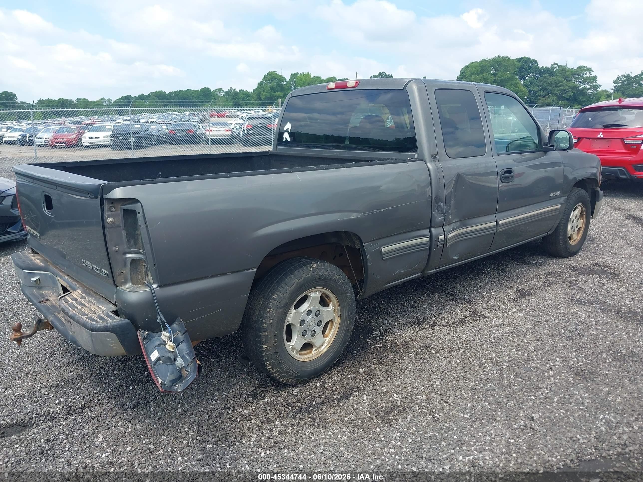 2000 Chevrolet Silverado 1500 Ls Gray vin: 2GCEC19W7Y1330292