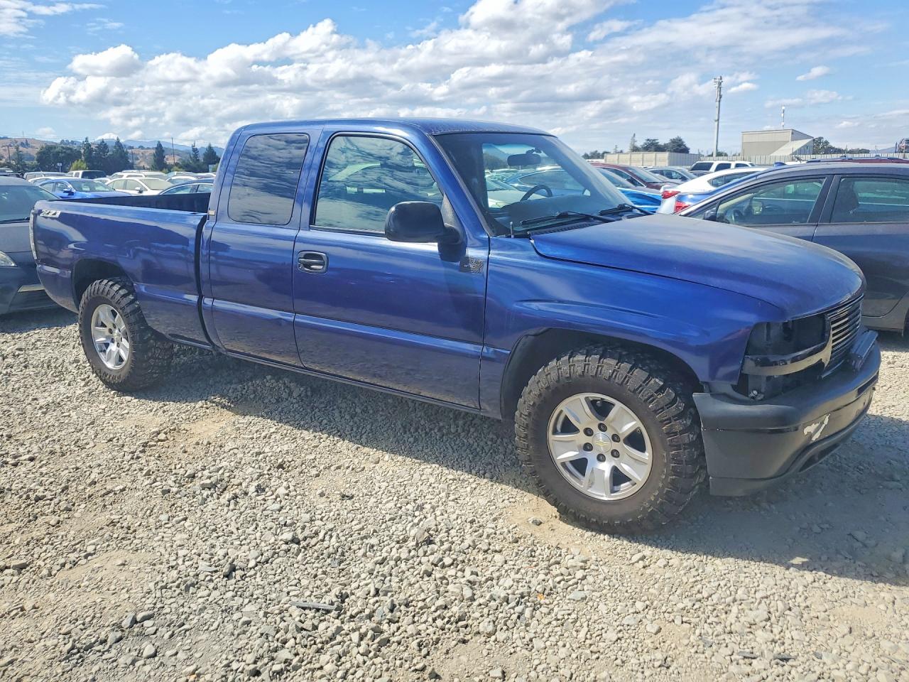 2001 Chevrolet Silverado C1500 Blue vin: 2GCEC19W811158084