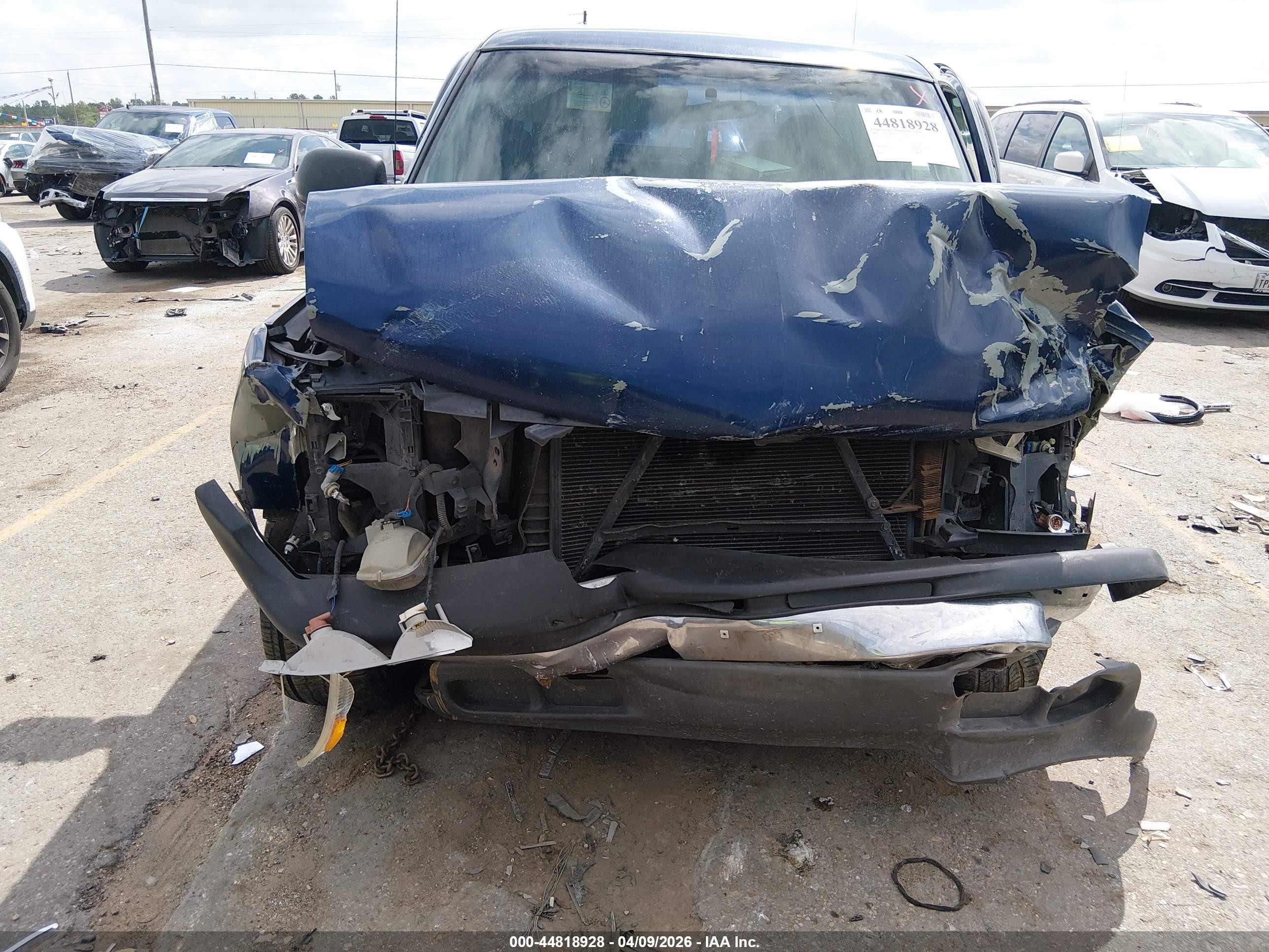2002 Chevrolet Silverado 1500 Navy vin: 2GCEC19W921269678