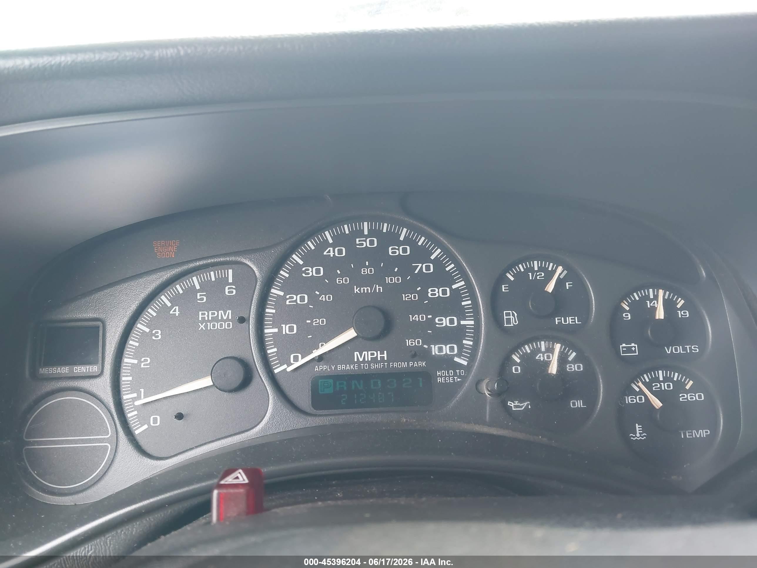2002 Chevrolet Silverado 1500   Blue vin: 2GCEC19W921306938