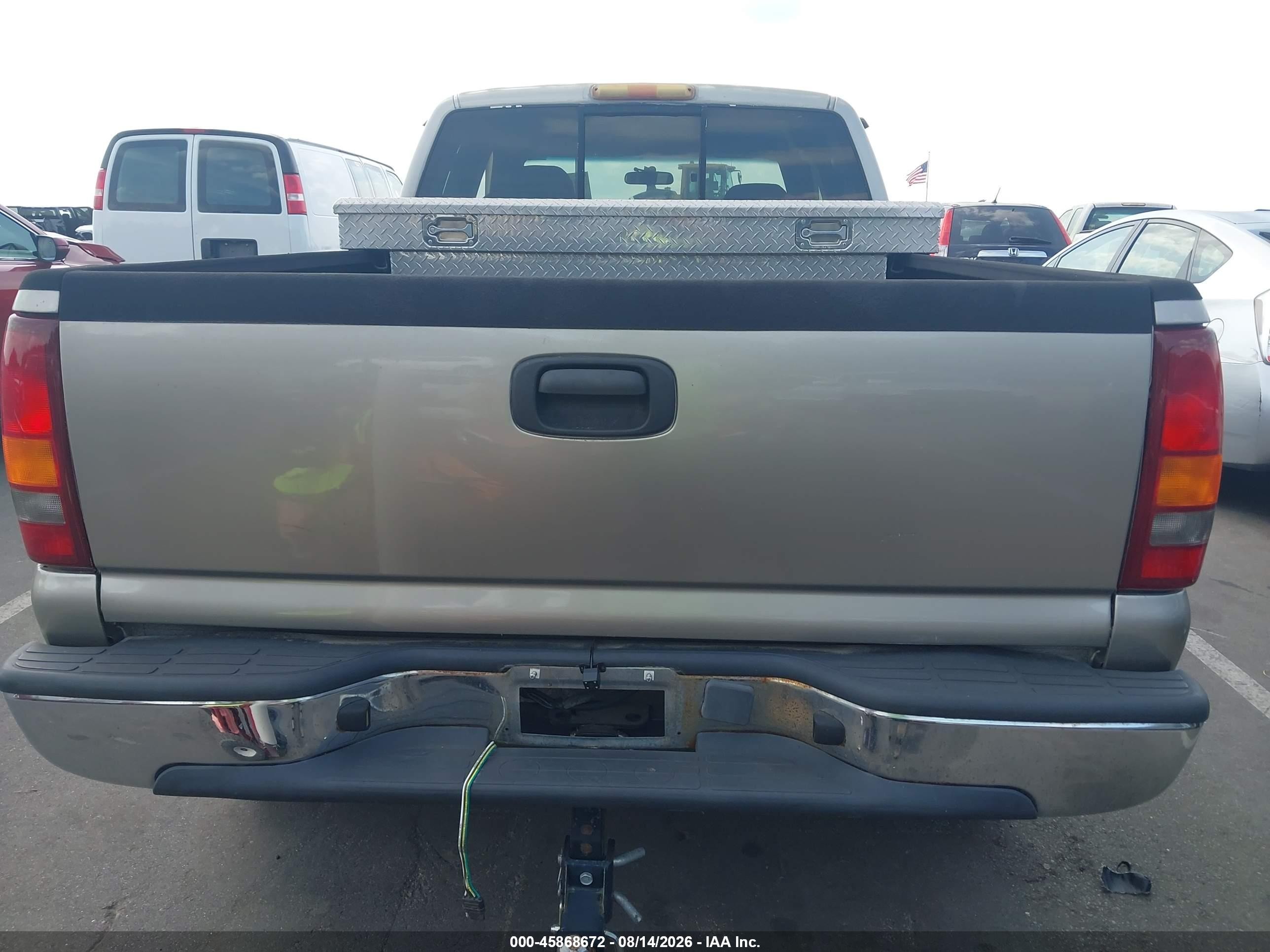 1999 Chevrolet Silverado 1500   Tan vin: 2GCEC19W9X1264665