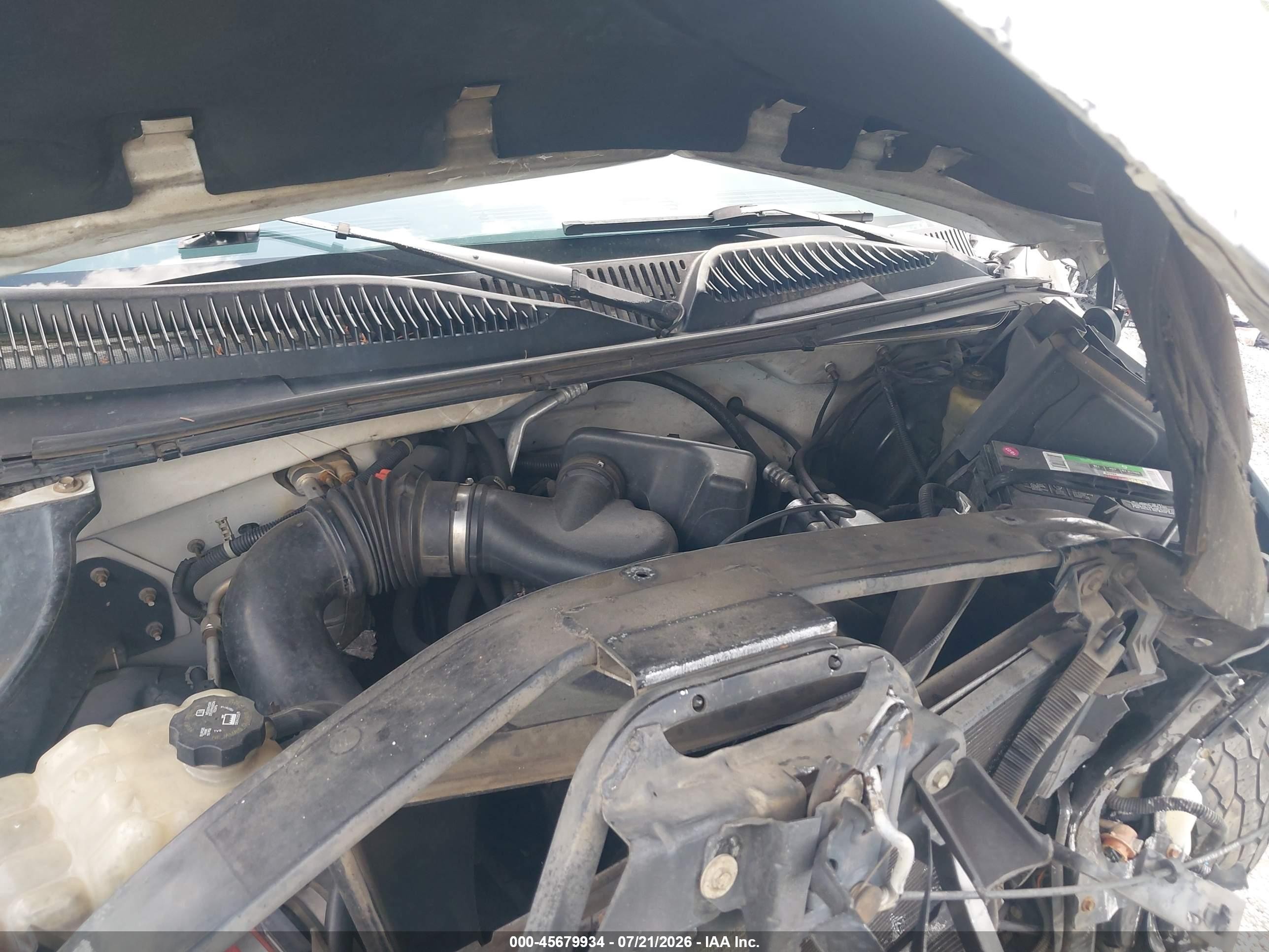 1999 Chevrolet Silverado 1500 Ls Белый vin: 2GCEC19WXX1154384